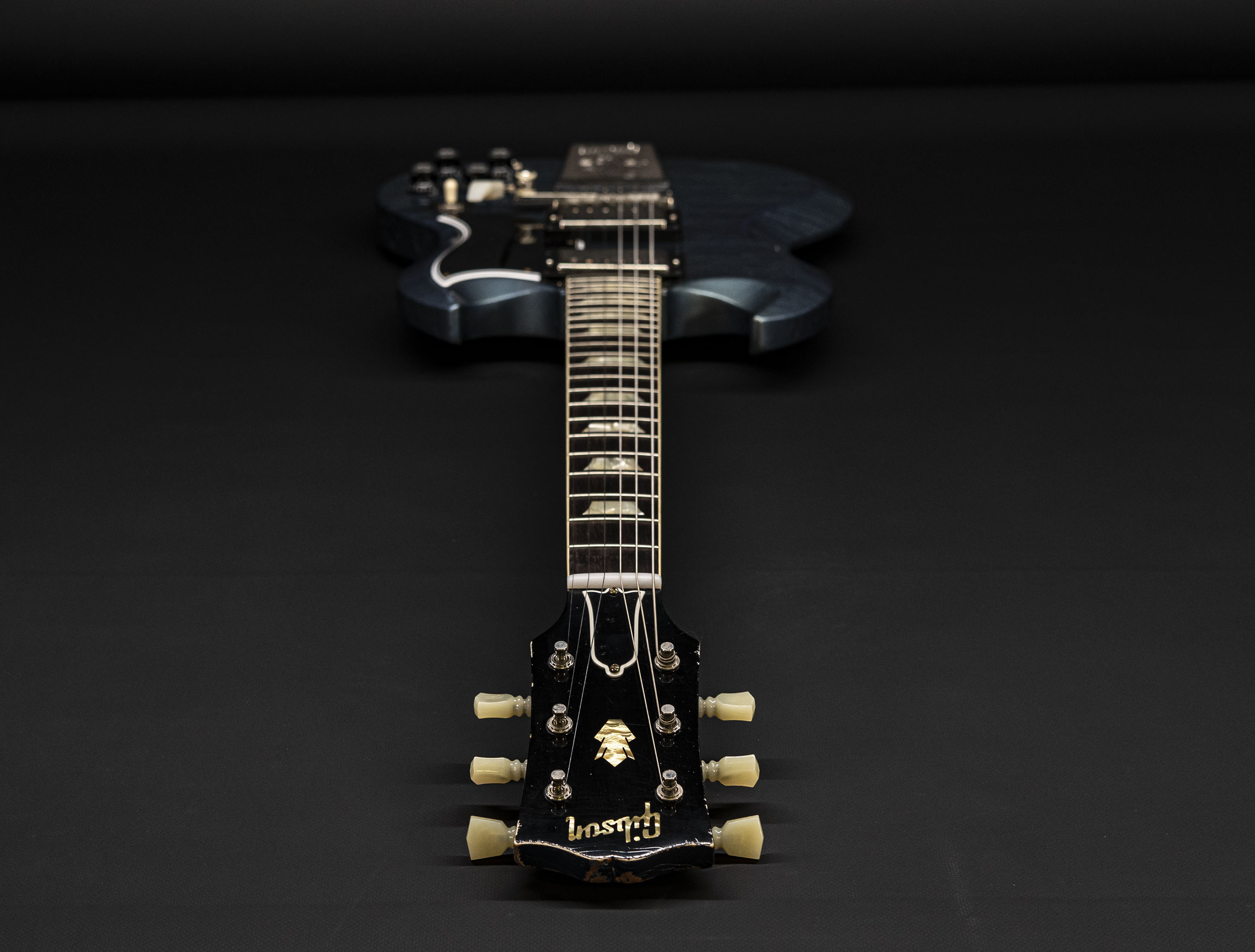 a115955_Gibson-SG-1964-Standard-Maestro-Vibrola-Murphy-Lab-Light-Aged-Pelham-Blue a115955 gibson-sg-1964-standard-maestro-vibrola-murphy-lab-light-aged-pelham-blue