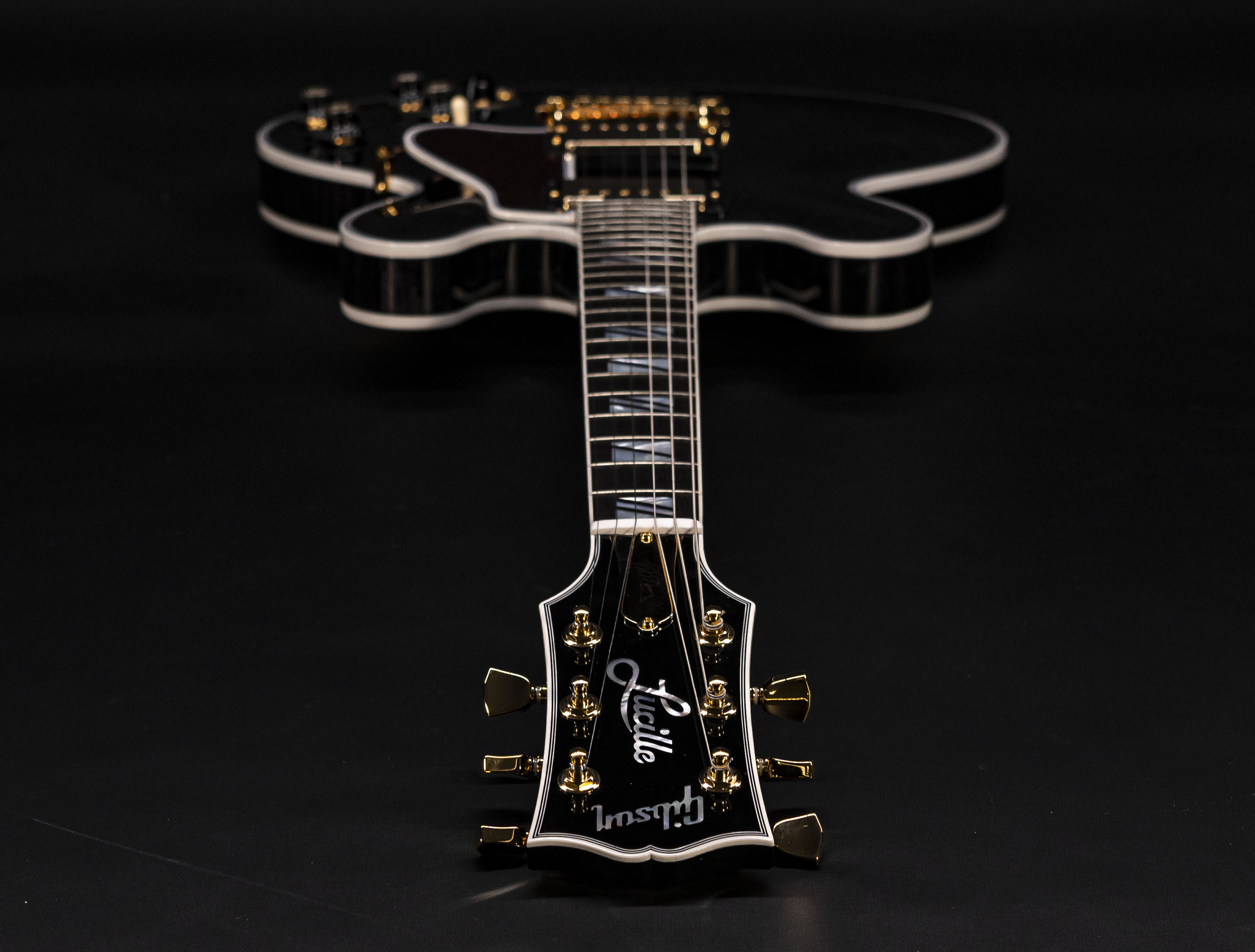 Show gallery (17 images) a10-9257-gibson-bb-king-lucille-transparent-ebony