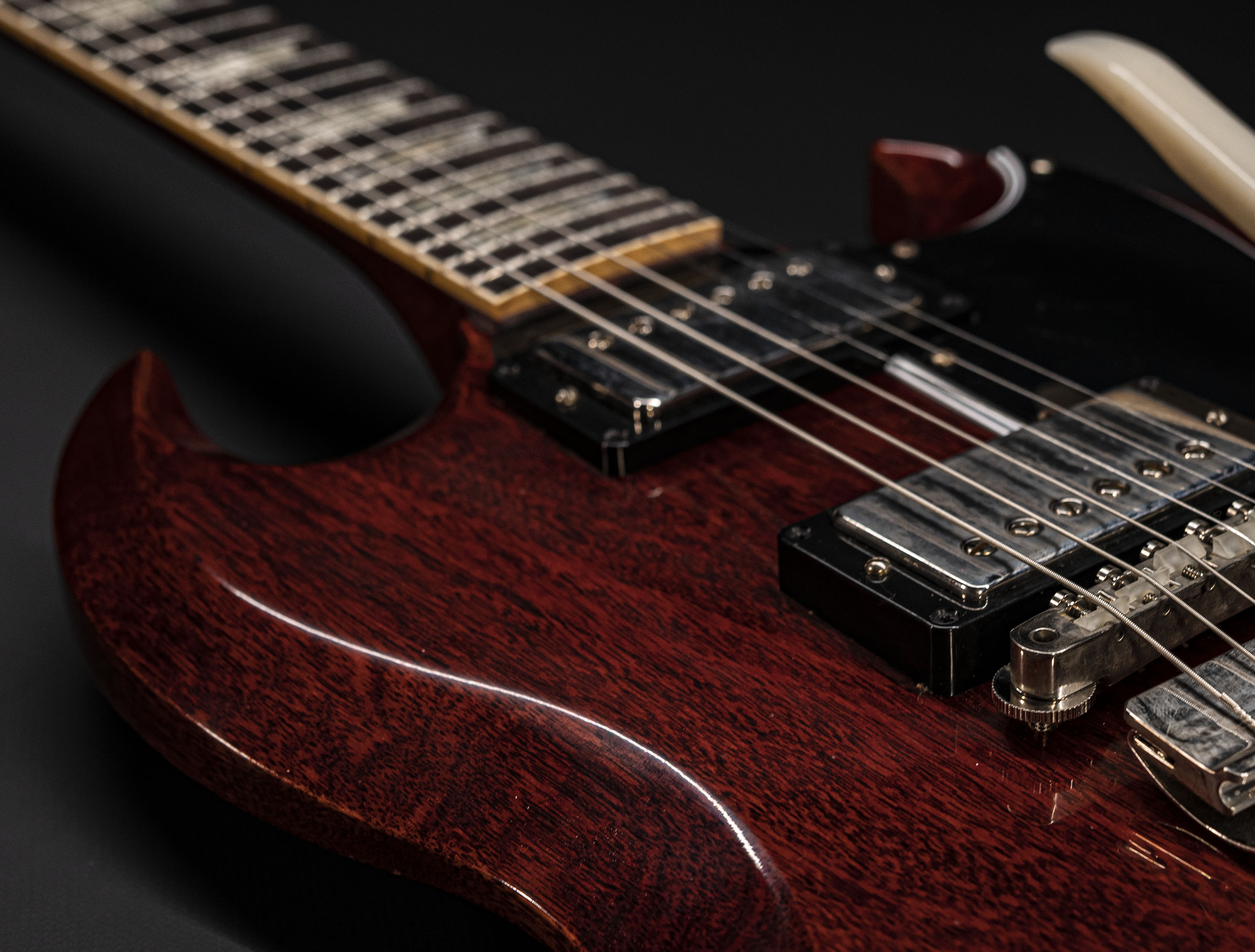 a125473-Gibson-SG-1964-Standard-Reissue-Maestro-Vibrola-Murphy-Lab-Ultra-Light-Aged-Cherry-Red a125473-gibson-sg-1964-standard-reissue-maestro-vibrola-murphy-lab-ultra-light-aged-cherry-red