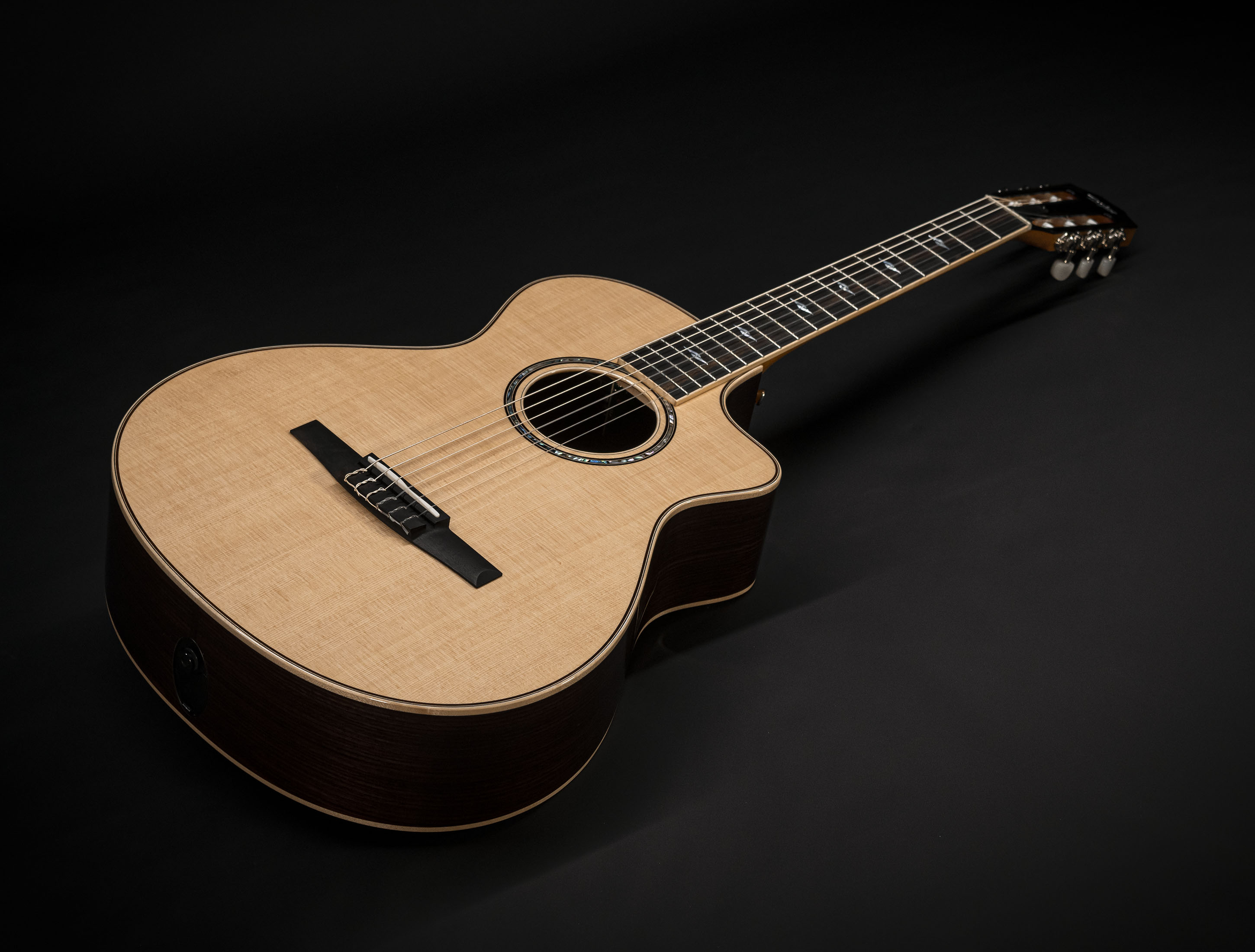 a135480_Taylor-812ce-N-Nylon-Grand-Concert a135480 taylor-812ce-n-nylon-grand-concert