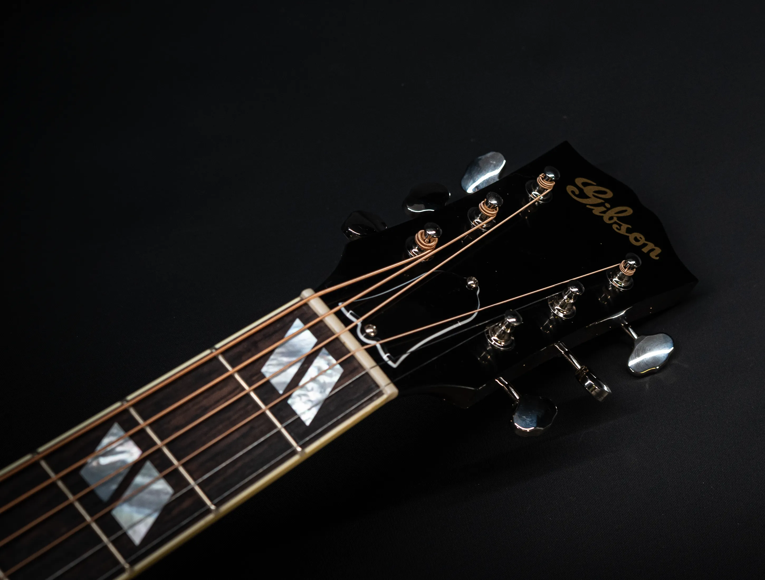 Show gallery (33 images) a174867-Gibson-Southern-Jumbo-EARLY-40s-Golden-Era-Custom-Shop-Adirondack-Vintage-Sunburst-