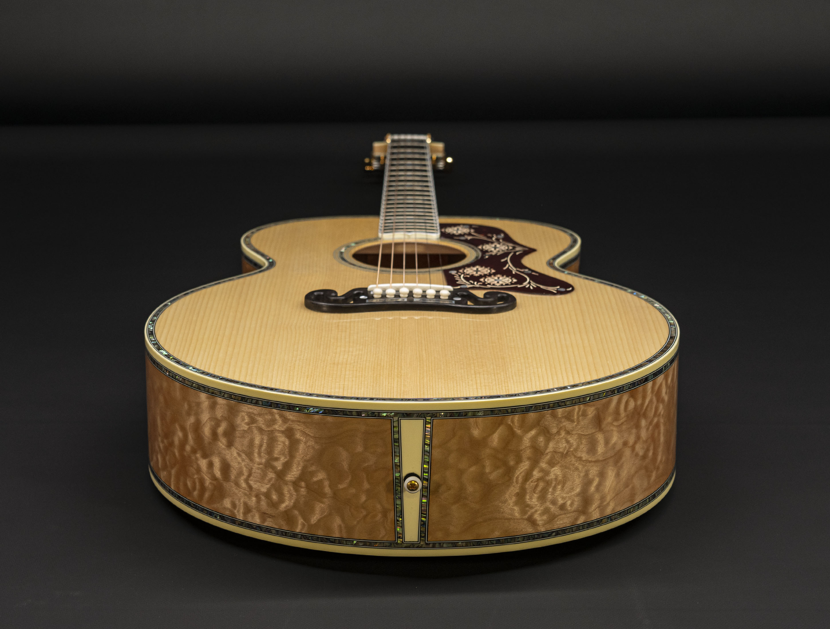 a115355_Gibson-SJ-200-Monarch-Mastershop-All-Antique-Natural a115355 gibson-sj-200-monarch-mastershop-all-antique-natural