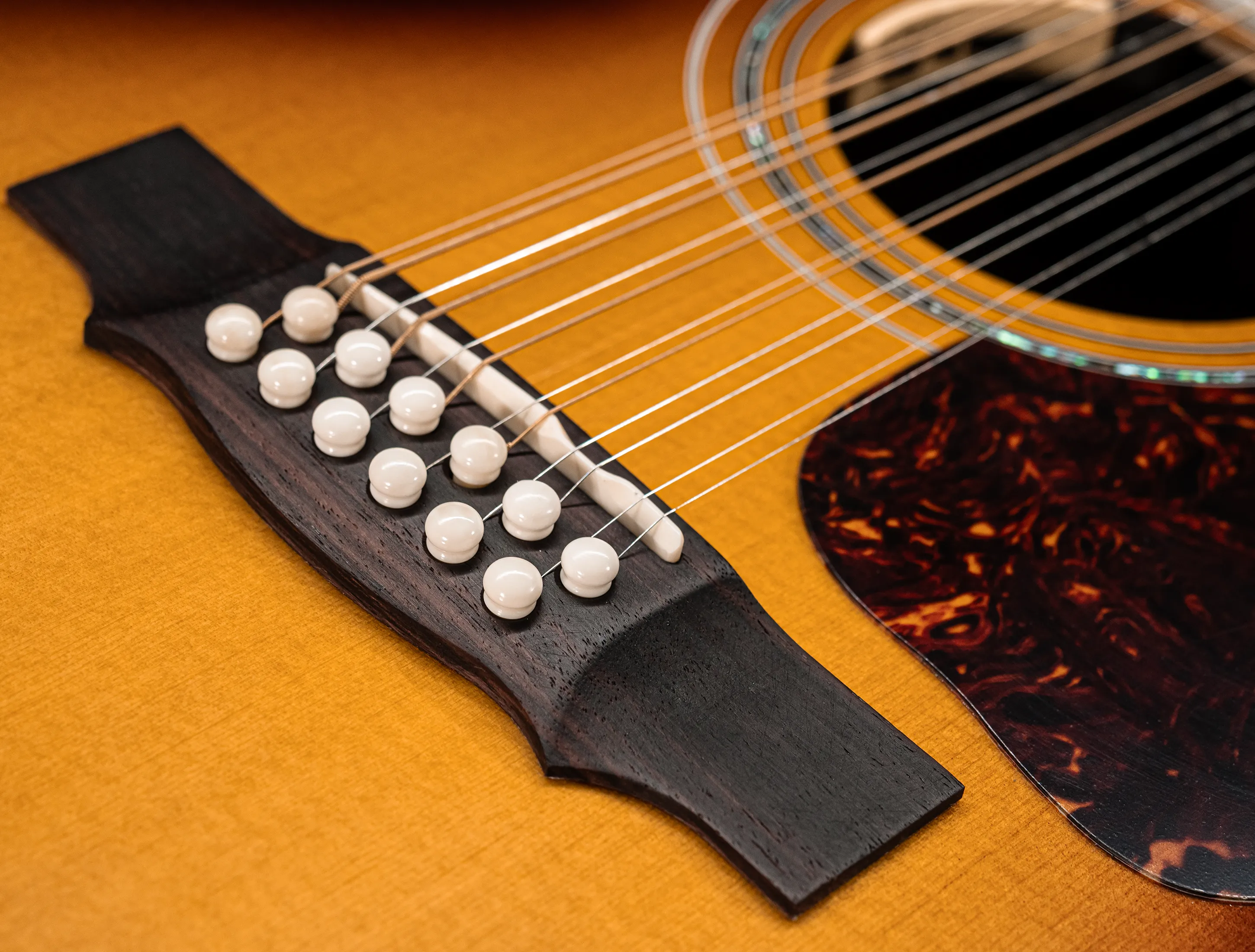 a175740-Guild-F-512E-ATB-Antique-Sunburst-L.R.Baggs-12-Saitig-USA-Musikhaus-Hermann-