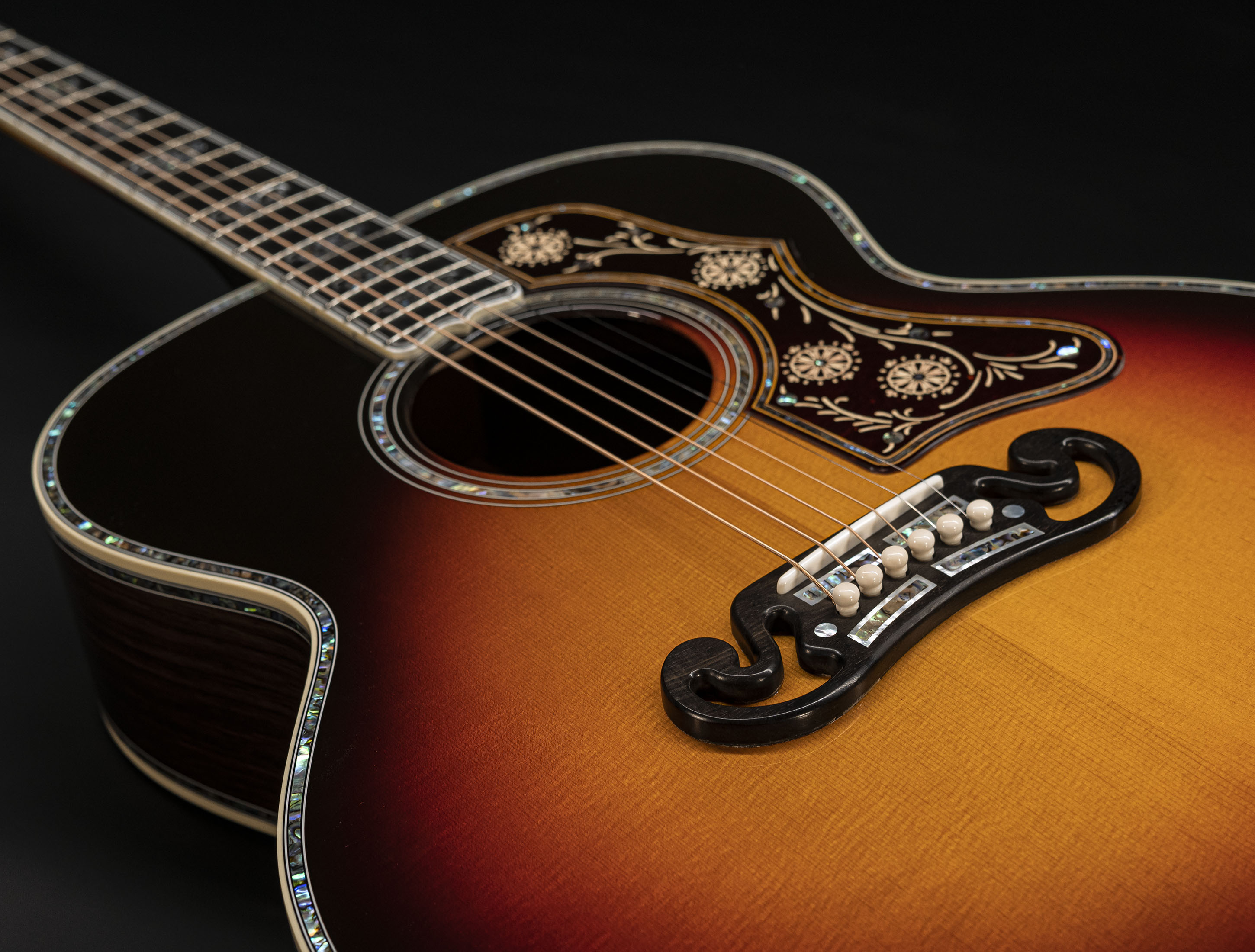 a142802_Gibson-SJ-200-Monarch-Mastershop-Rosewood-Triple-Sunburst a142802 gibson-sj-200-monarch-mastershop-rosewood-triple-sunburst