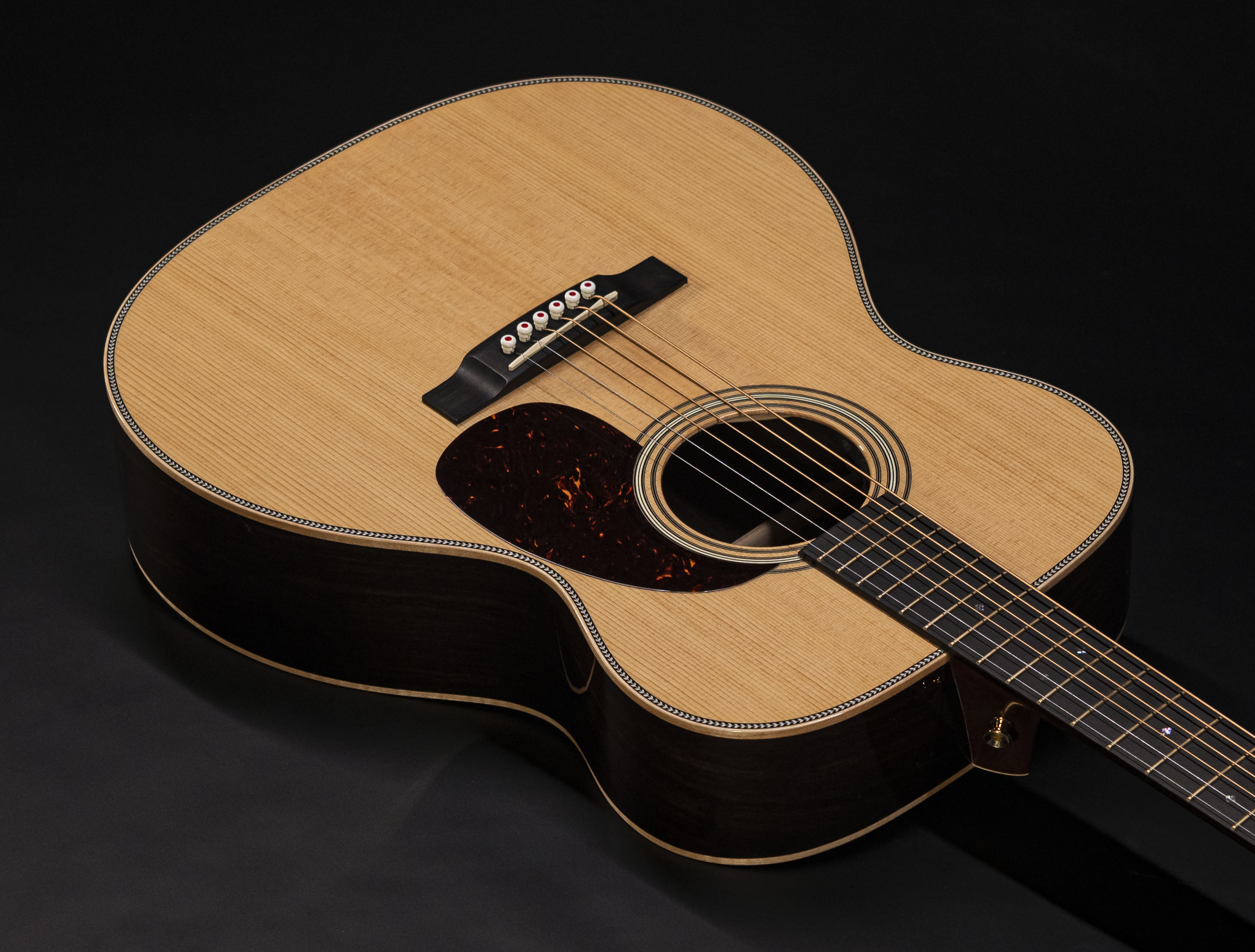 Show gallery (19 images) a10-5896-martin-000-28e-modern-deluxe