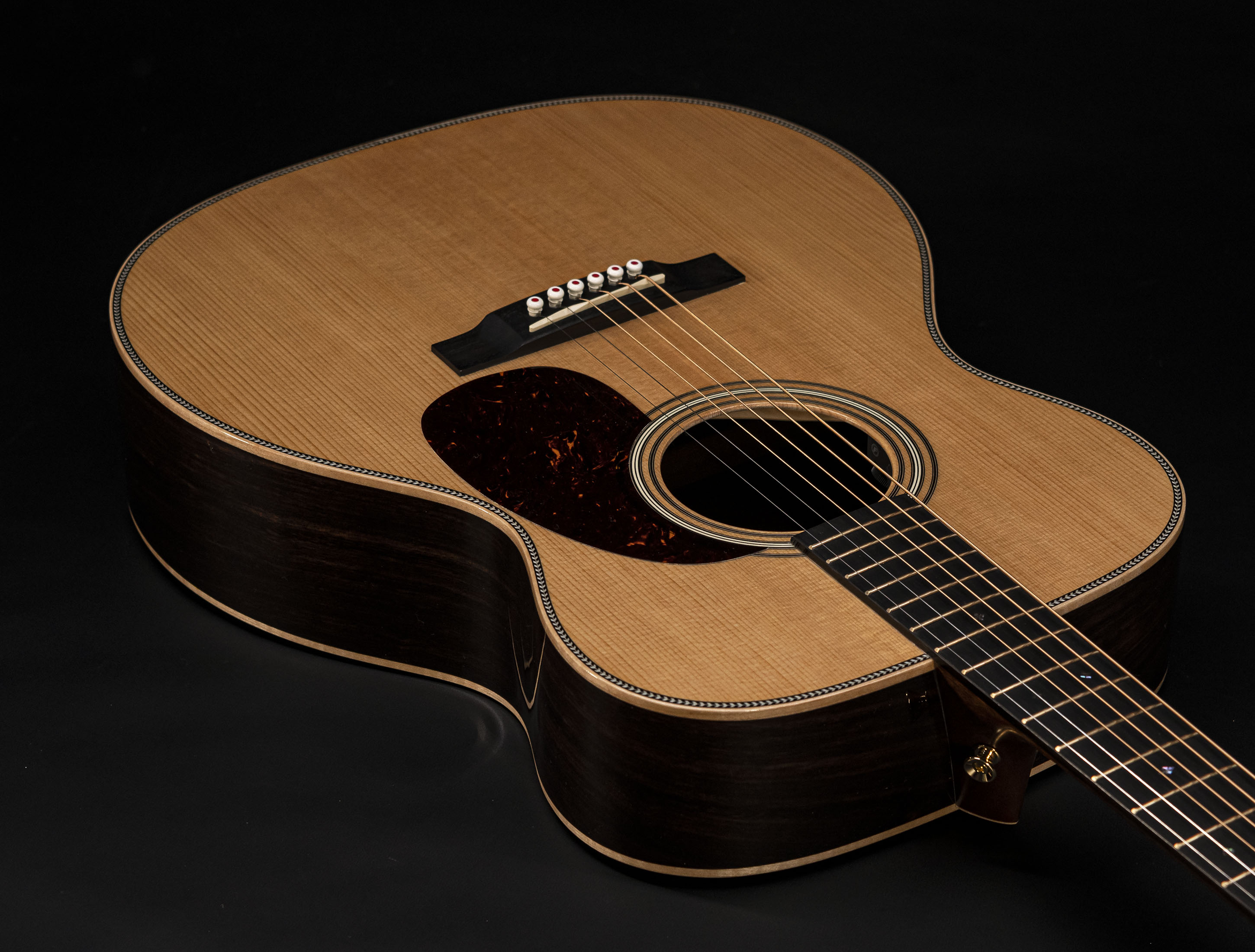 Show gallery (19 images) a10-5905-martin-000-28e-modern-deluxe