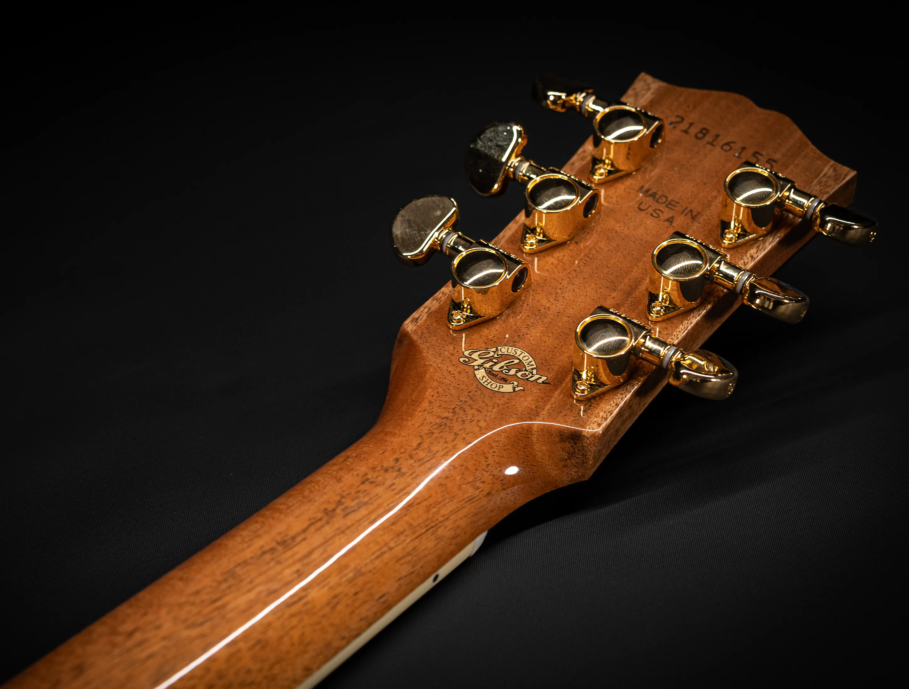 Gibson Hummingbird Elegant Koa - Honey Burst