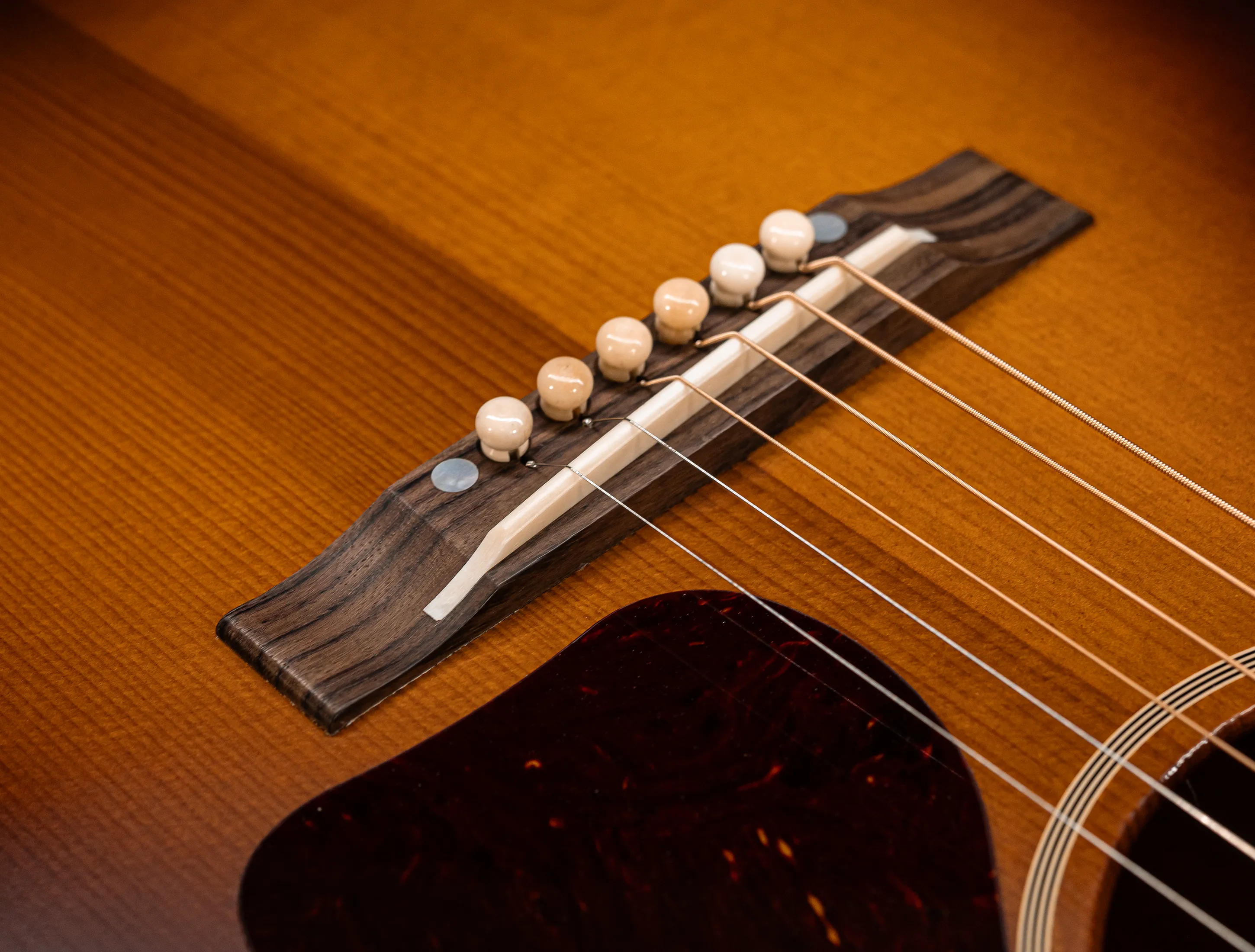 Galerie anzeigen (21 Bilder) a165396 Gibson J-45 1942 Banner - Vintage Sunburst