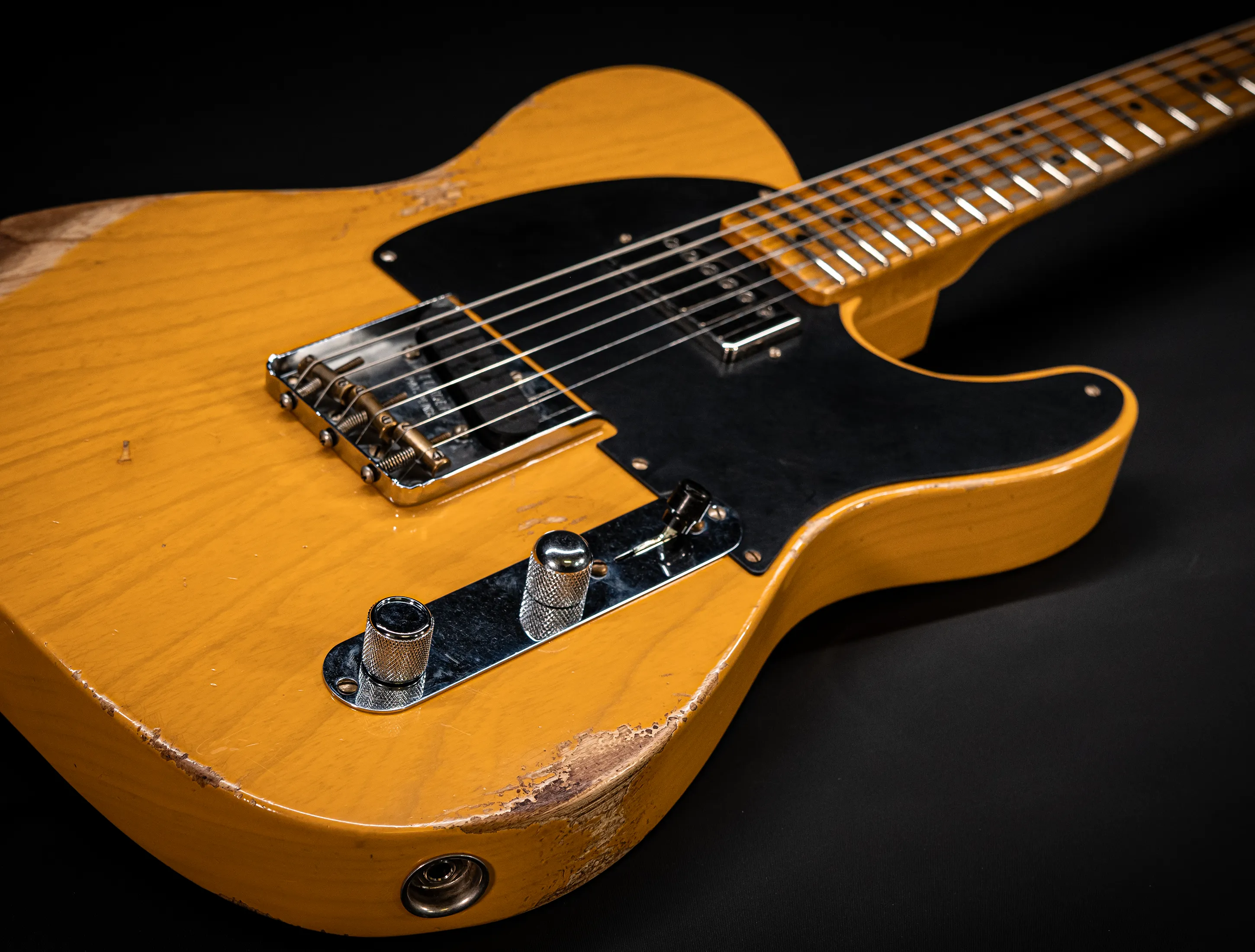 a173236Fender MBD Limited 1952 Humbucker Telecaster Heavy Relic - Butterscotch Blonde Muikhaus-Hermann