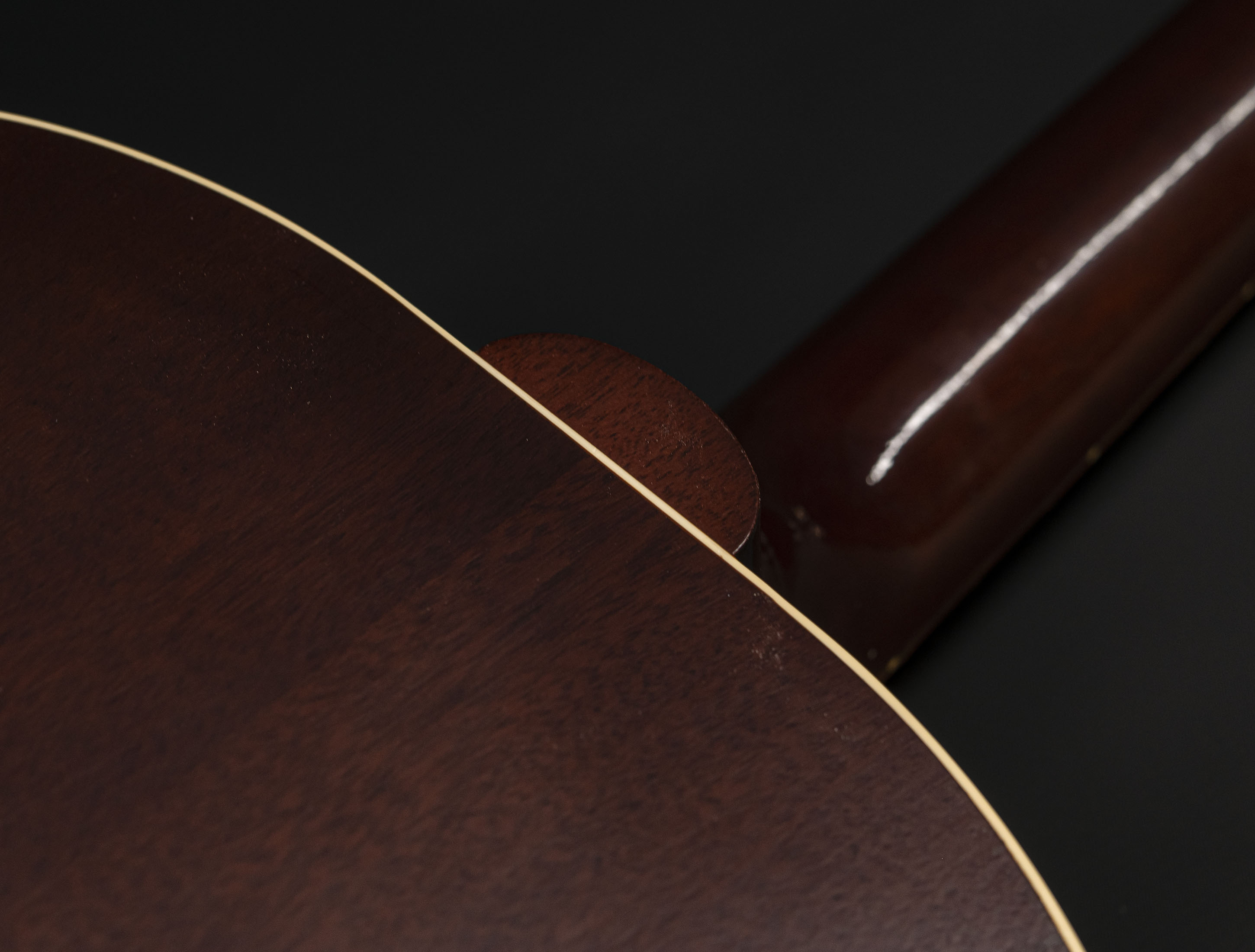 Show gallery (24 images) a133374 gibson-lg-2-1942-banner-vintage-sunburst