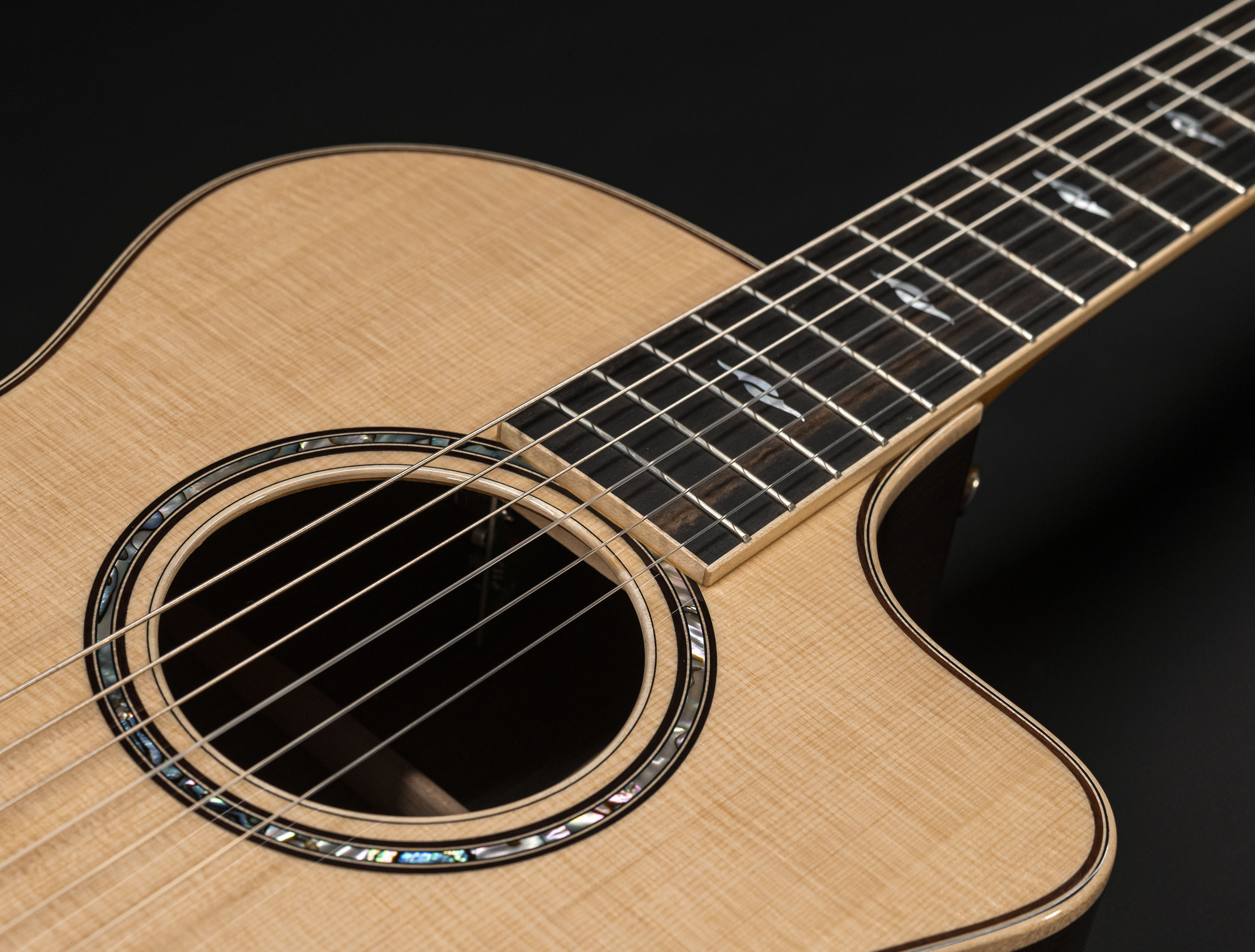 a135482_Taylor-812ce-N-Nylon-Grand-Concert a135482 taylor-812ce-n-nylon-grand-concert