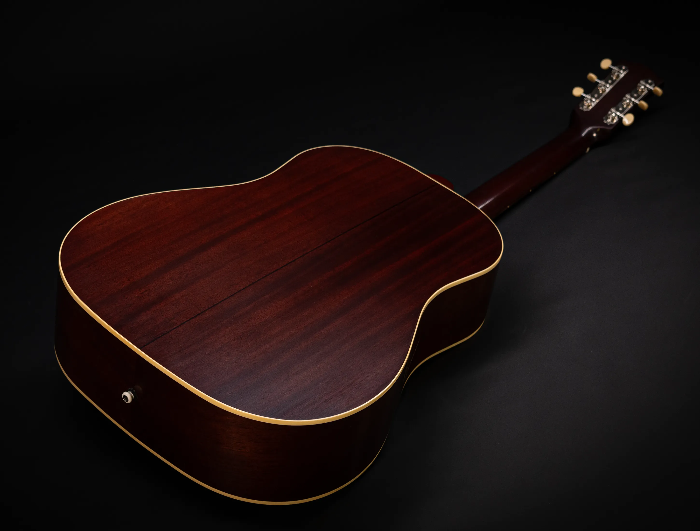Galerie anzeigen (21 Bilder) a165391 Gibson J-45 1942 Banner - Vintage Sunburst