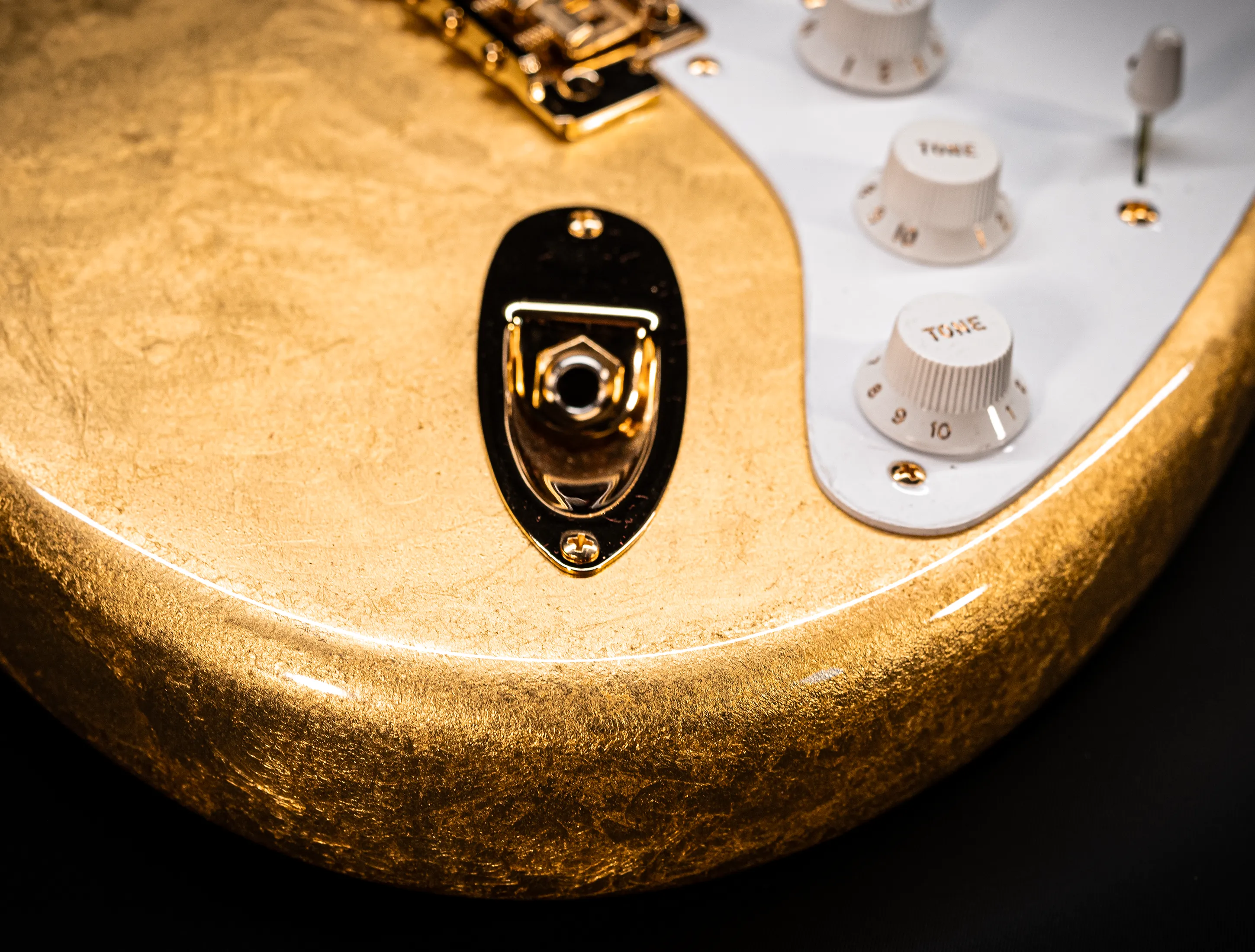 a165164 Fender Masterbuilt Todd Krause GOLD LEAF Eric Clapton Stratocaster - 24 Karat Gold