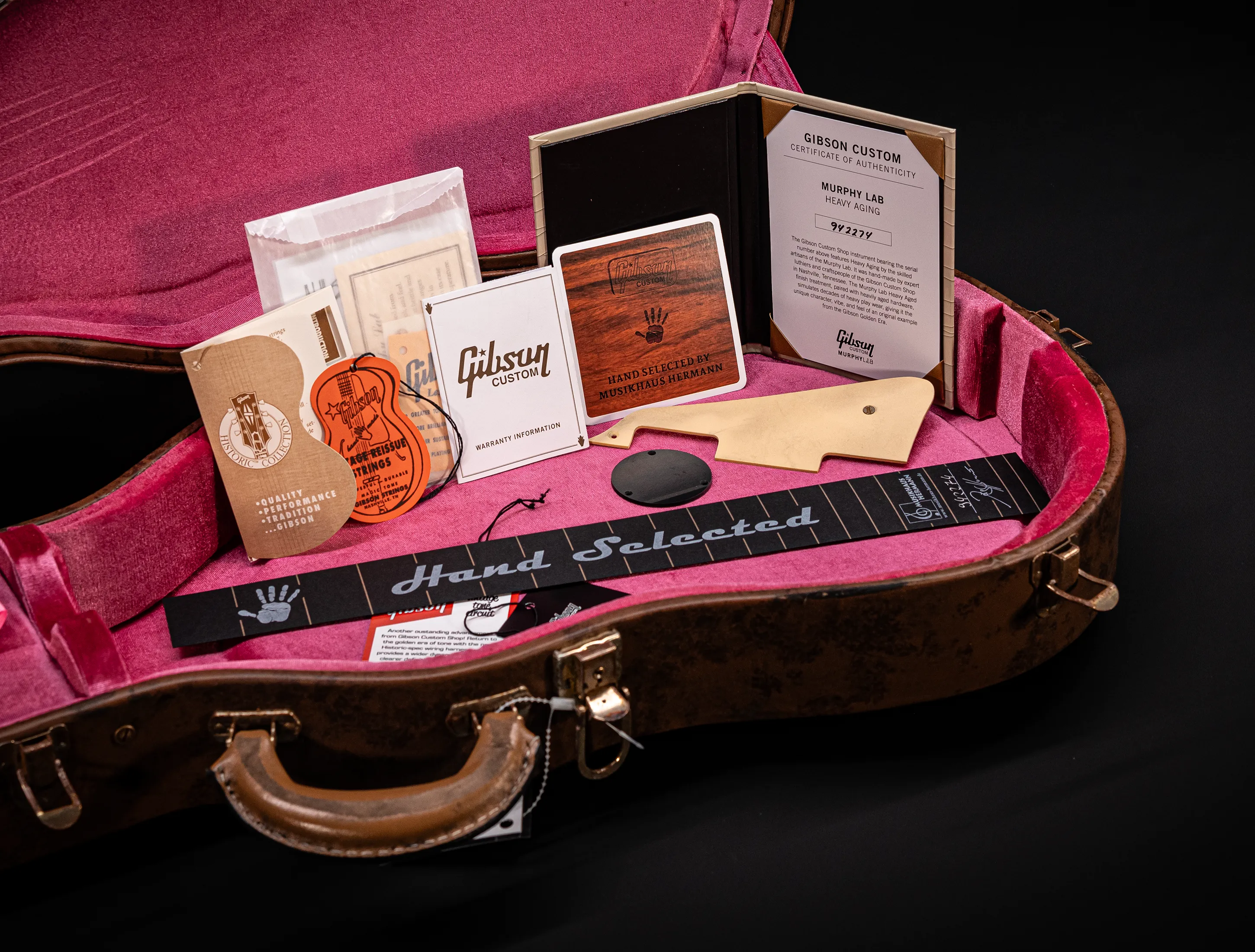 Show gallery (36 images) a163116 Gibson Les Paul 1959 Double Black Murphy LAB R9 Authentic Heavy Aged - Butterscotch