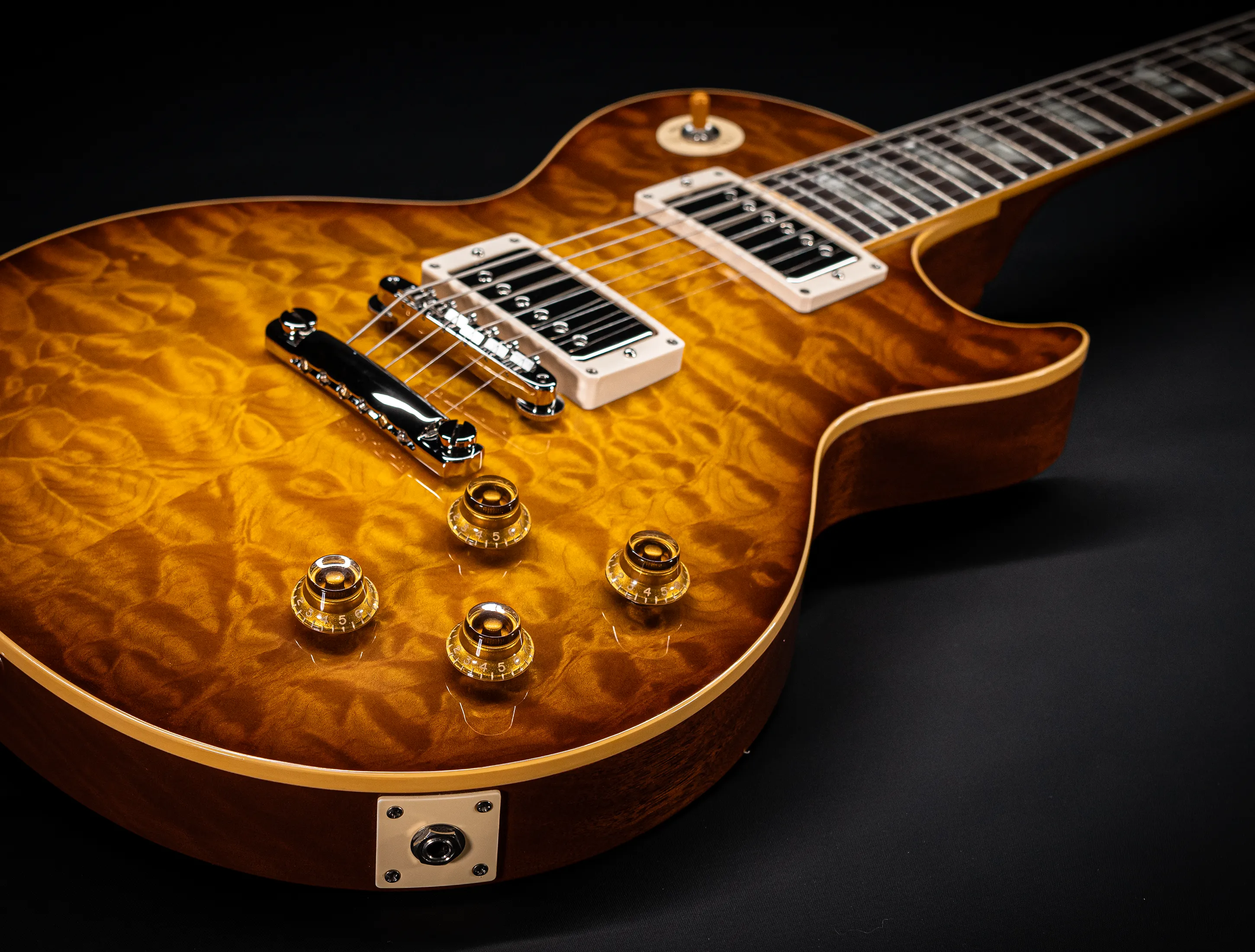 Gibson Les Paul 1959 Reissue 5A-Quilt Maple Top - GLOSS "Factory Special"