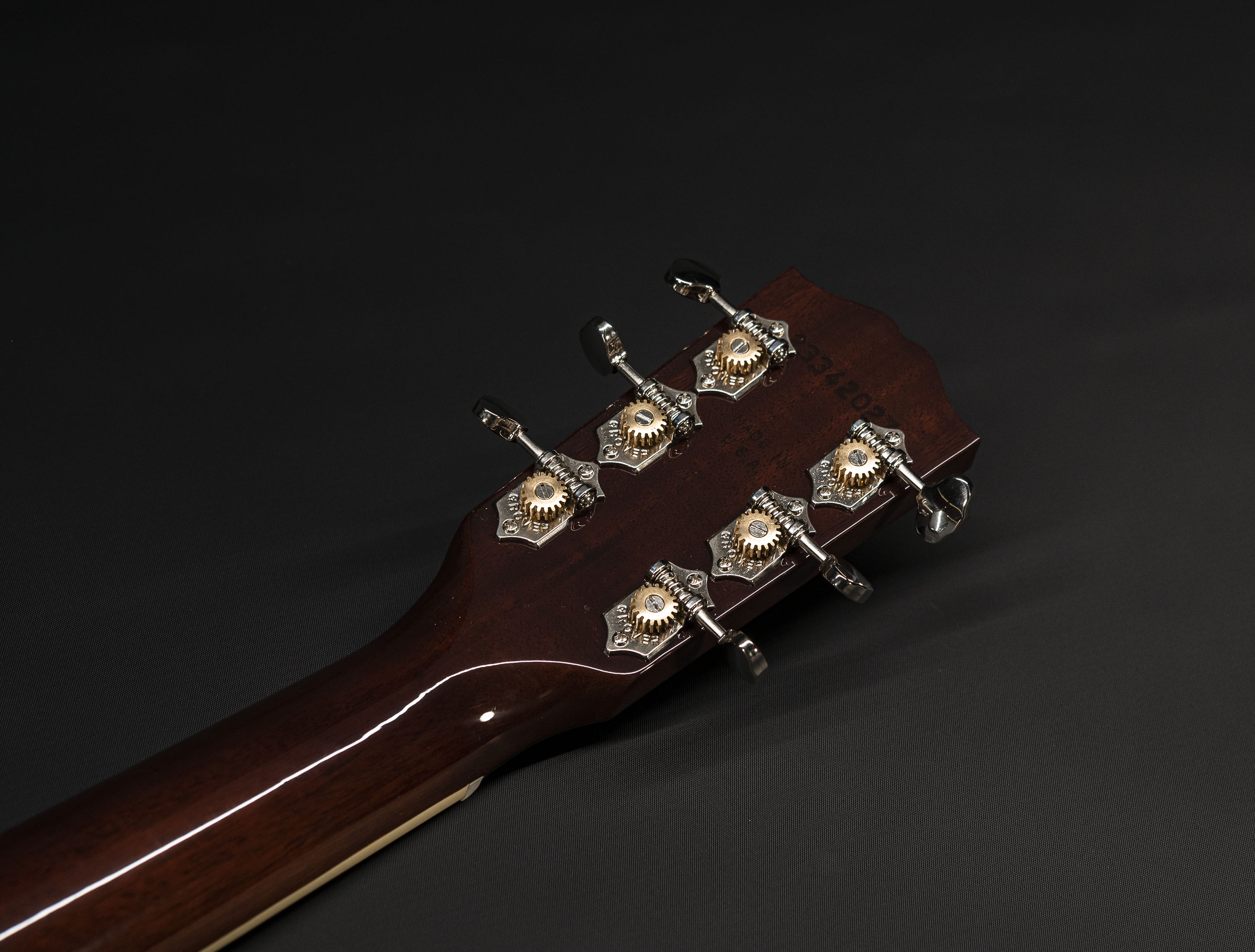 Galerie anzeigen (27 Bilder) a130247-gibson-keb-mo-3-0-j-45-12-fret