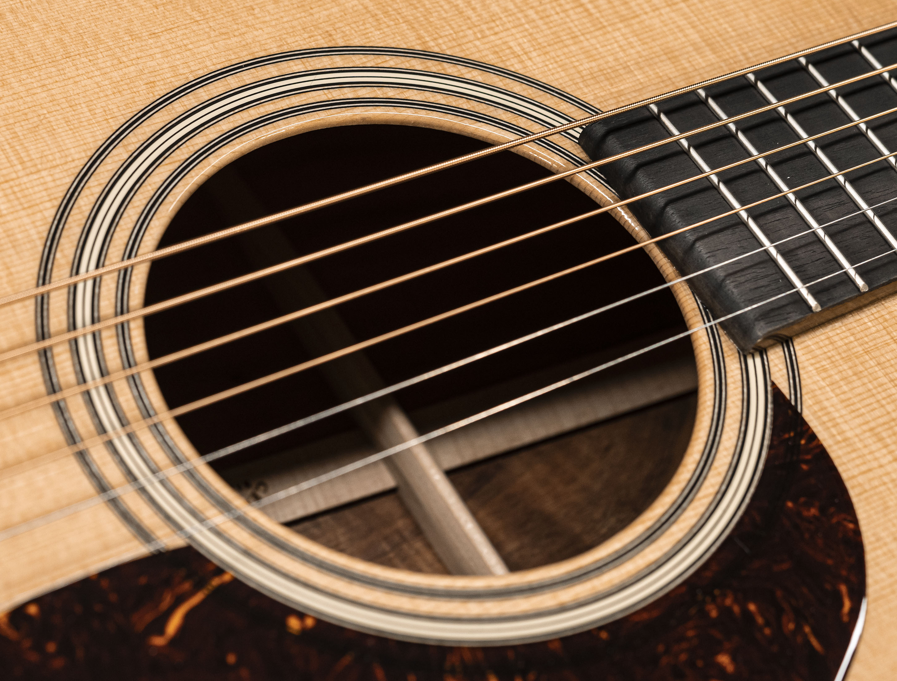 a128136-Martin-Custom-Shop-Super-D-High-Flame-Koa a128136-martin-custom-shop-super-d-high-flame-koa
