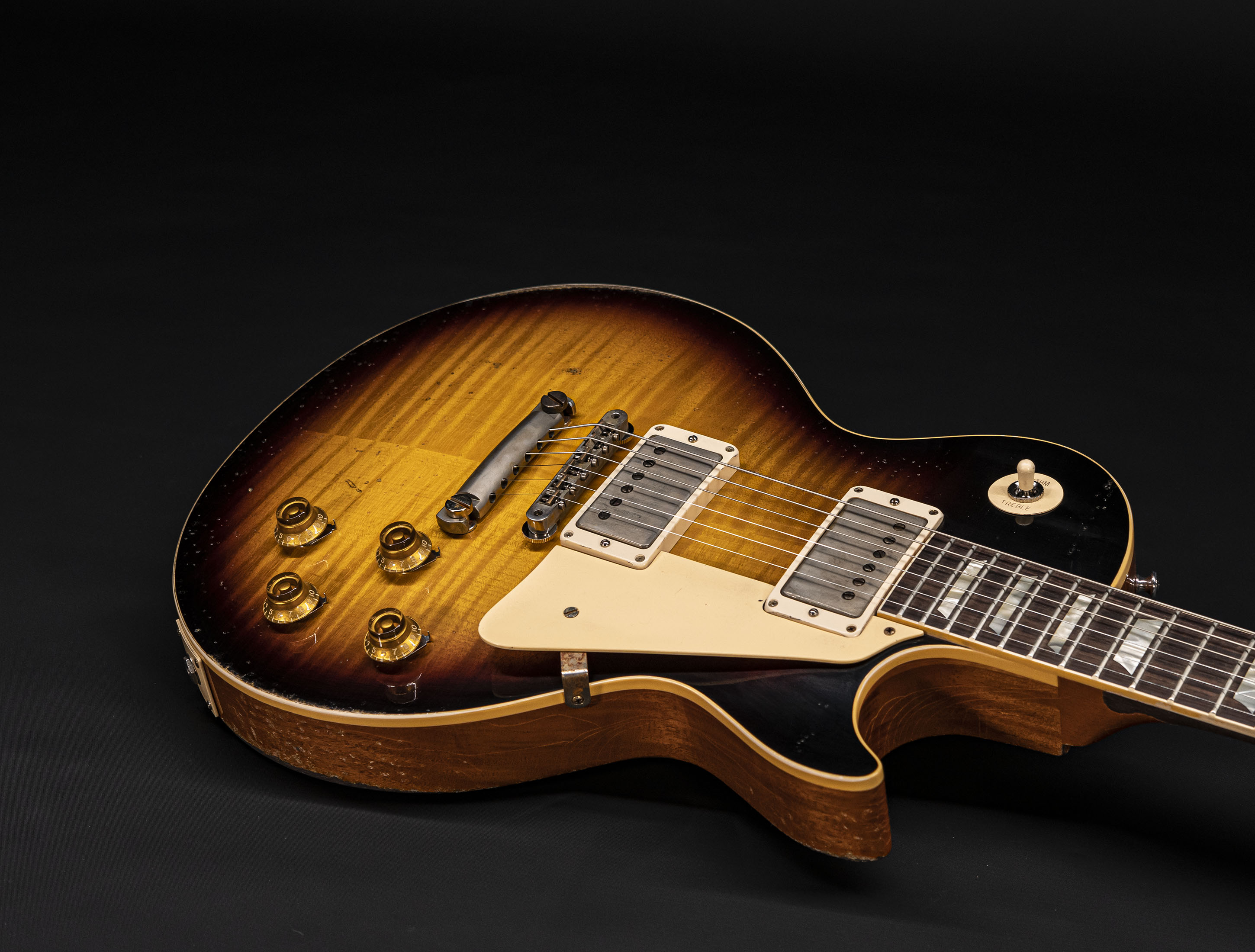 a133313_Gibson-Les-Paul-1959-Reissue-Murphy-Lab-Ultra-Heavy-Aged-Kindred-Burst a133313 gibson-les-paul-1959-reissue-murphy-lab-ultra-heavy-aged-kindred-burst