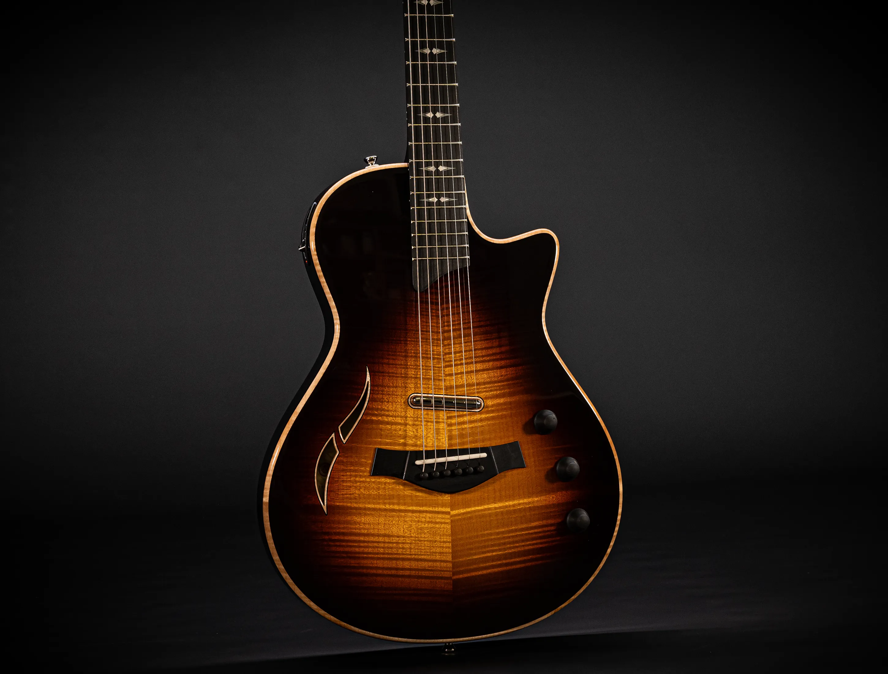Taylor T5z Pro Tobacco Sunburst