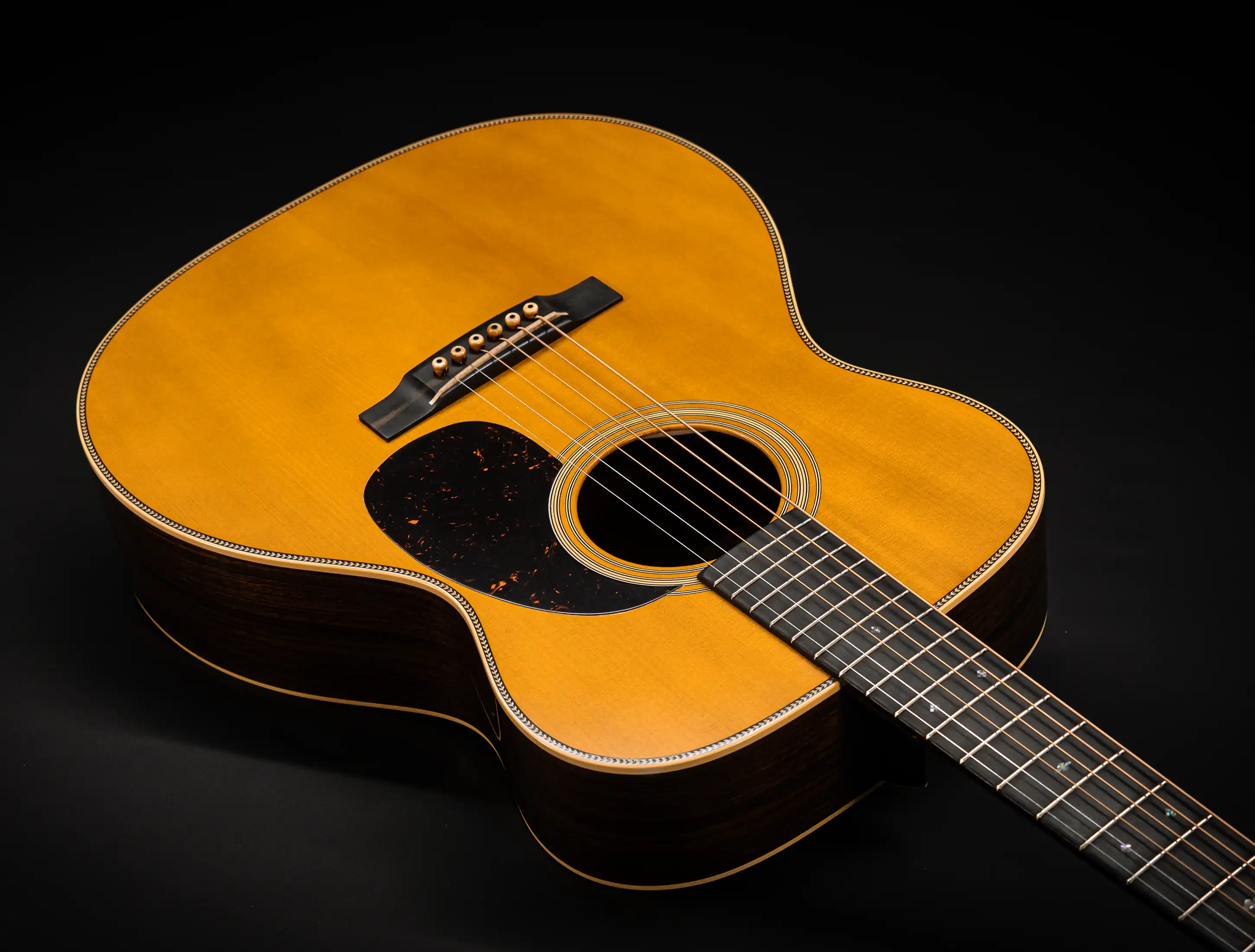 Show gallery (23 images) a154278 Martin-Custom-Shop-000-28-Authentic-1937-Vintage-Low-Gloss-Stage-1-Aging