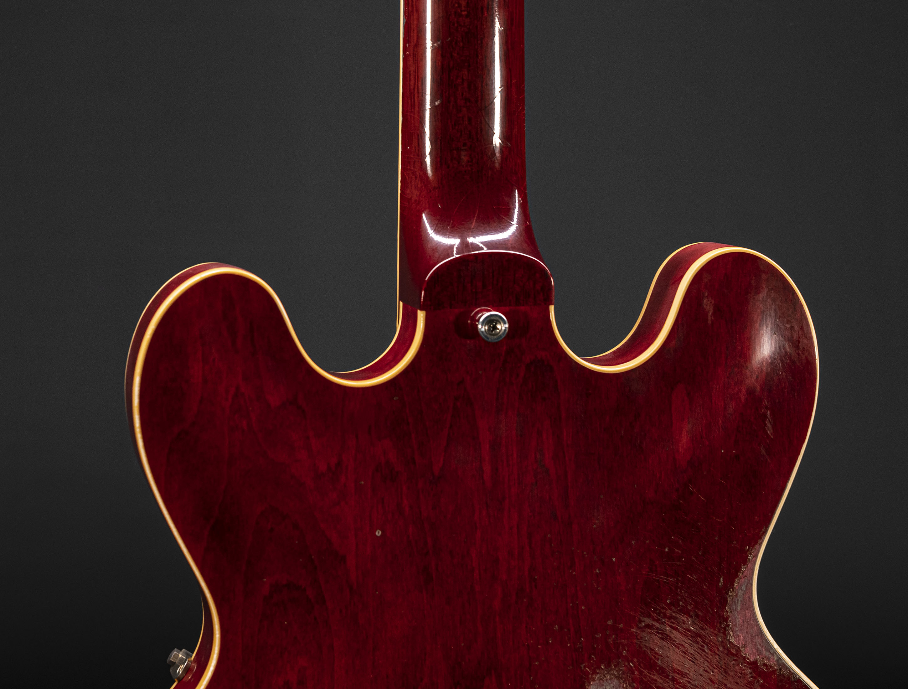 a128130-Gibson-1961-ES-335-Heavy-Aged-Murphy-Lab-Sixties-Cherry a128130-gibson-1961-es-335-heavy-aged-murphy-lab-sixties-cherry