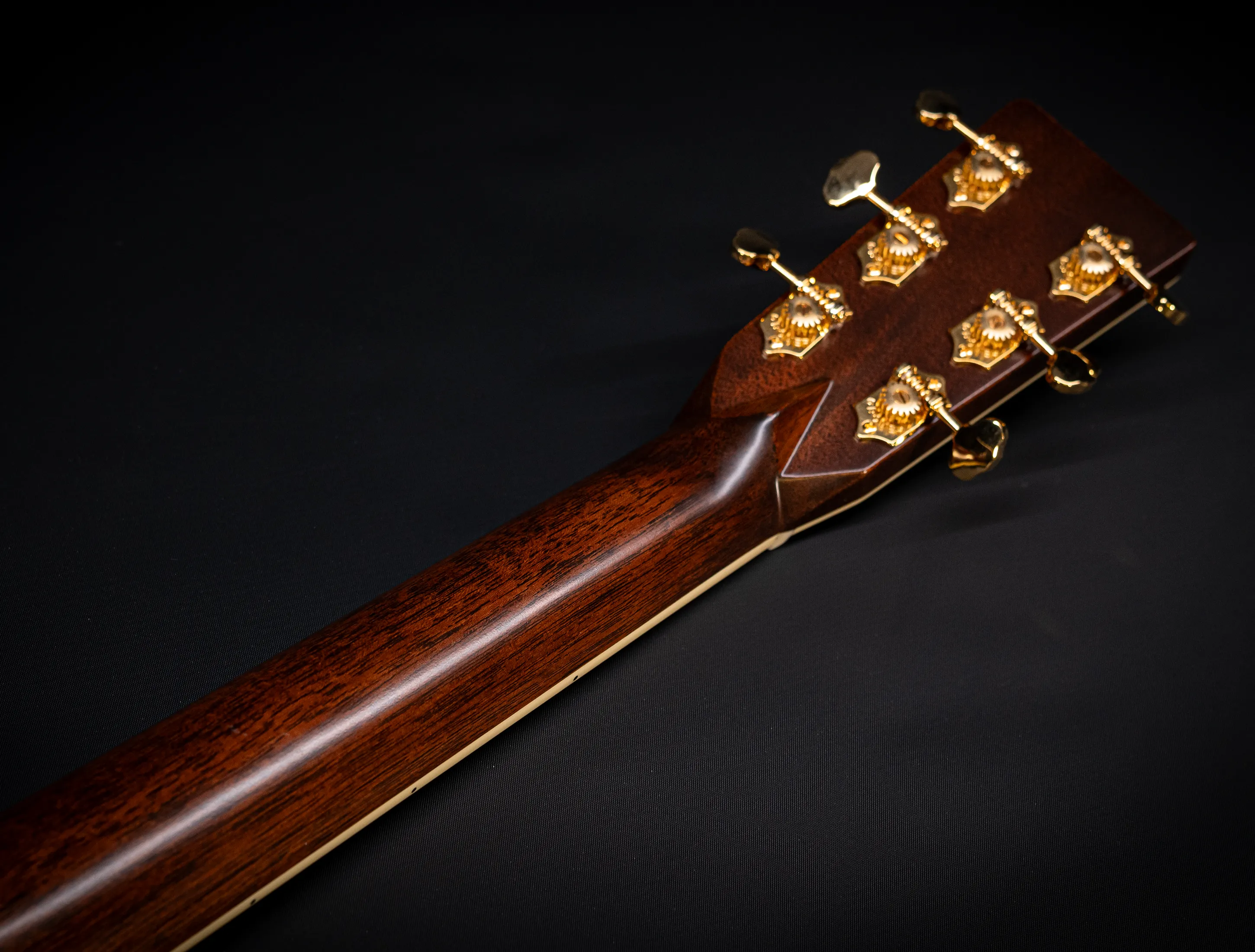 a172104 Martin D-41 (Reimagined) Sunburst Musikhaus-Hermann