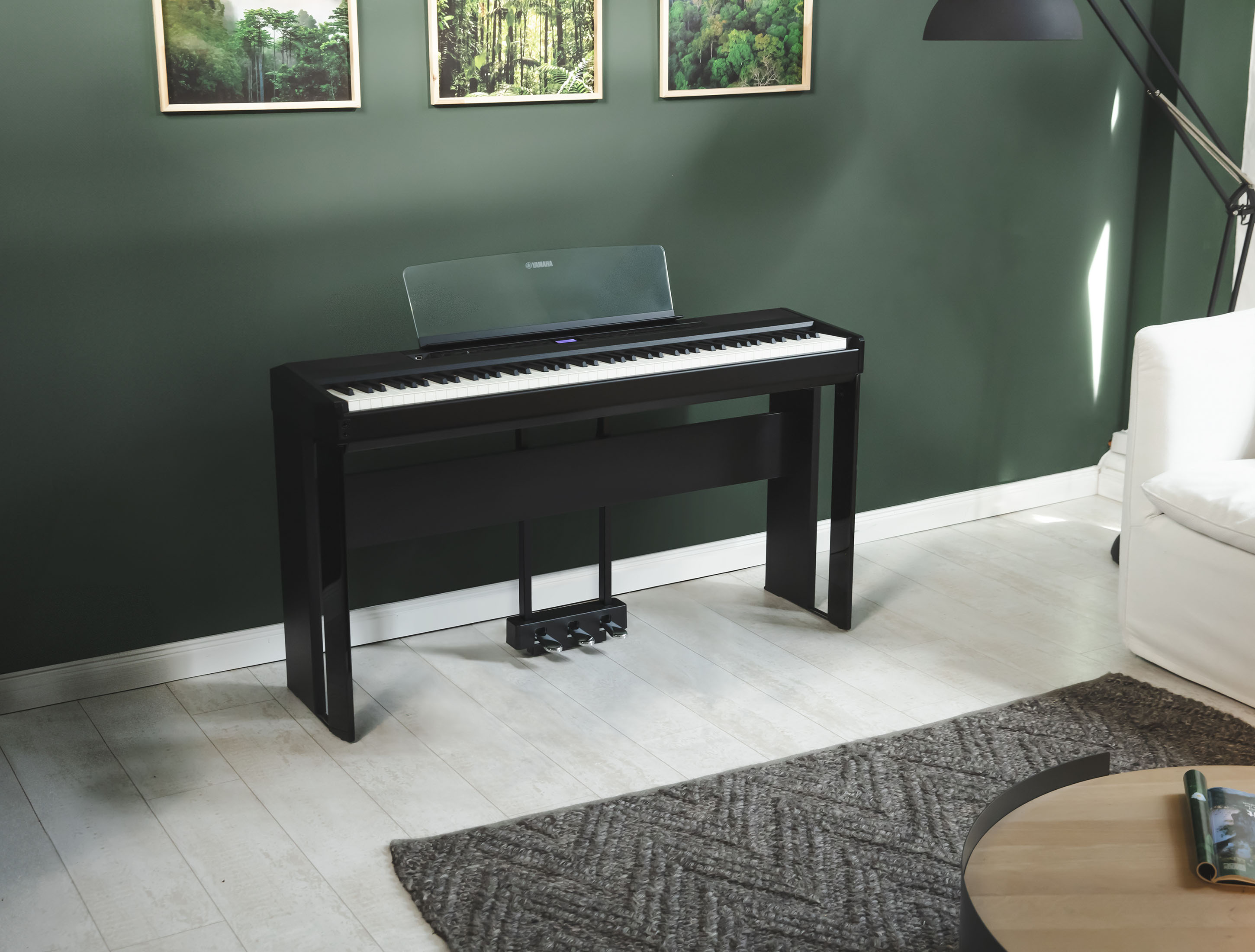 Show gallery (23 images) p525bset-004