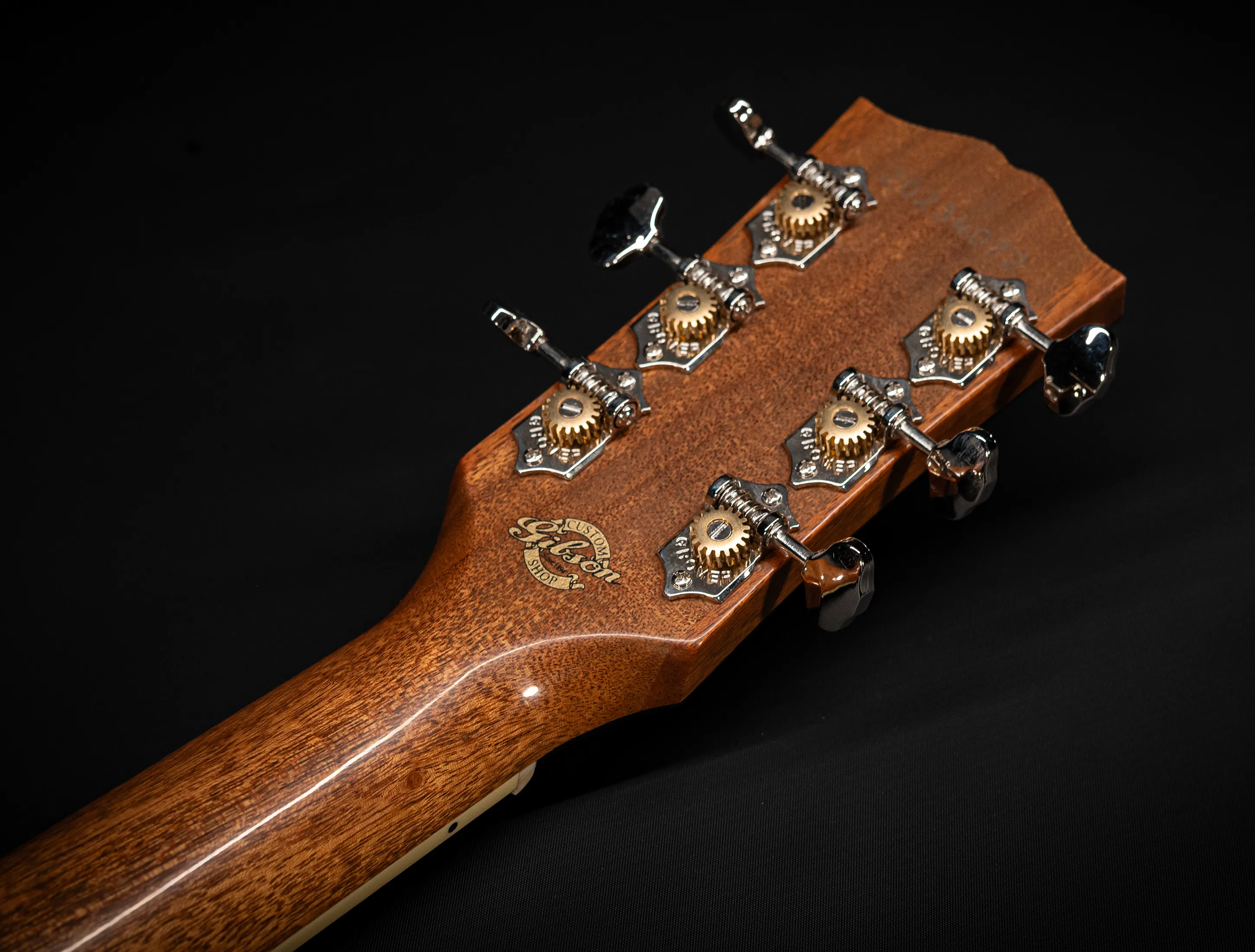 Show gallery (31 images) a161896 Gibson Southern Jumbo Rosewood EARLY 40s Golden Era Custom Shop Adirondack Vintage Sunburst