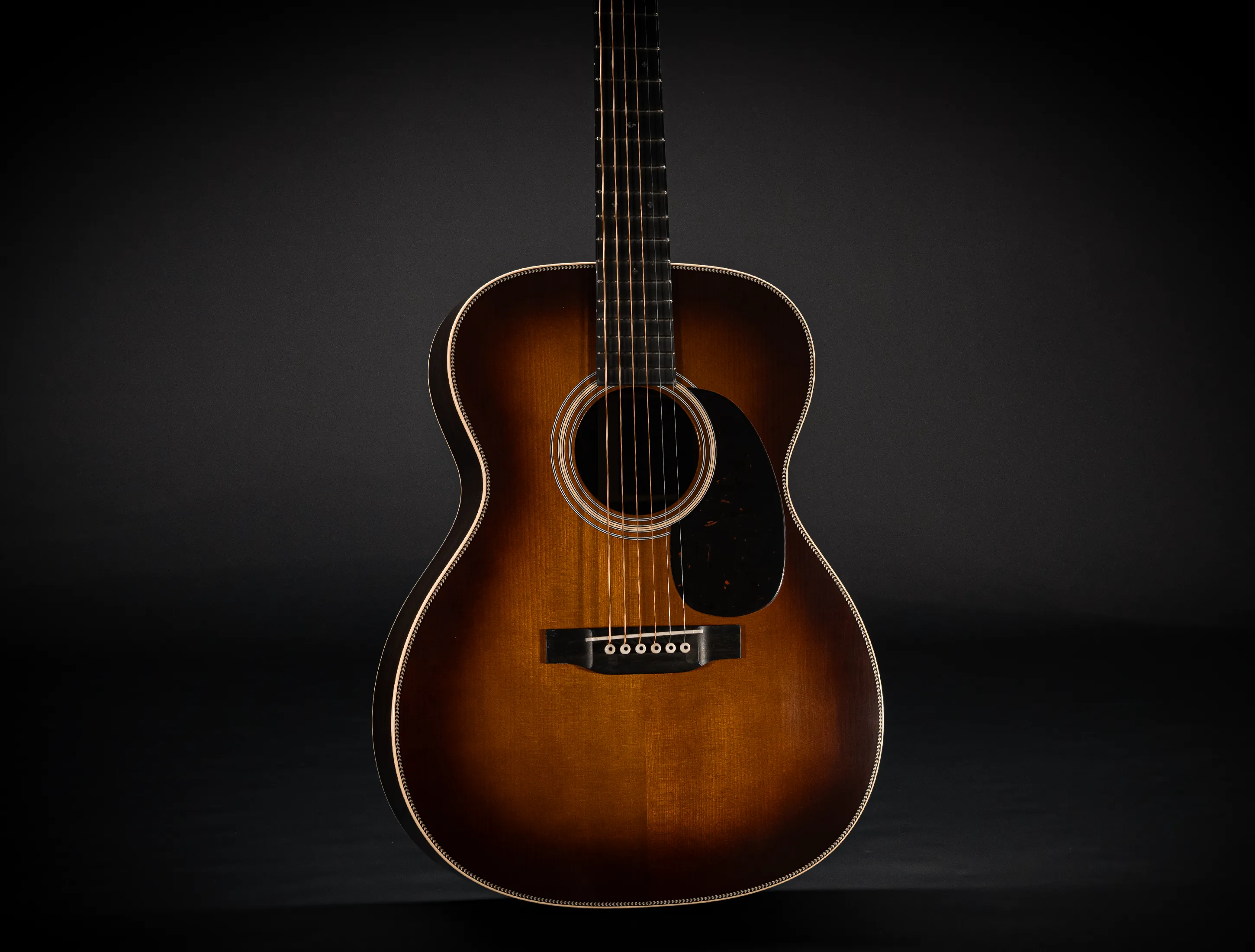 Martin Custom Shop Expert 000-28 Authentic 1937 - Ambertone Burst