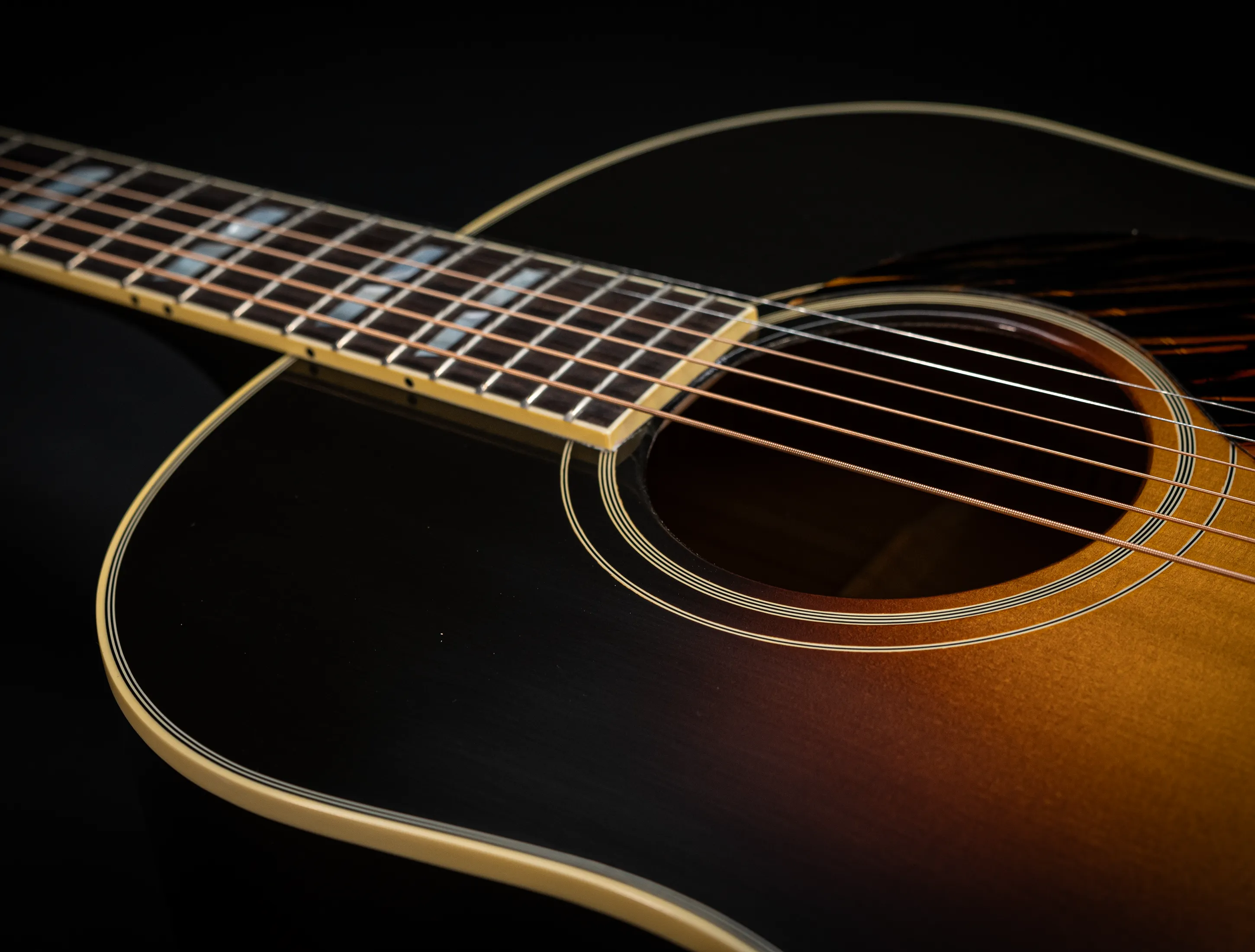 Show gallery (33 images) a174880-Gibson-Southern-Jumbo-EARLY-40s-Golden-Era-Custom-Shop-Adirondack-Vintage-Sunburst-