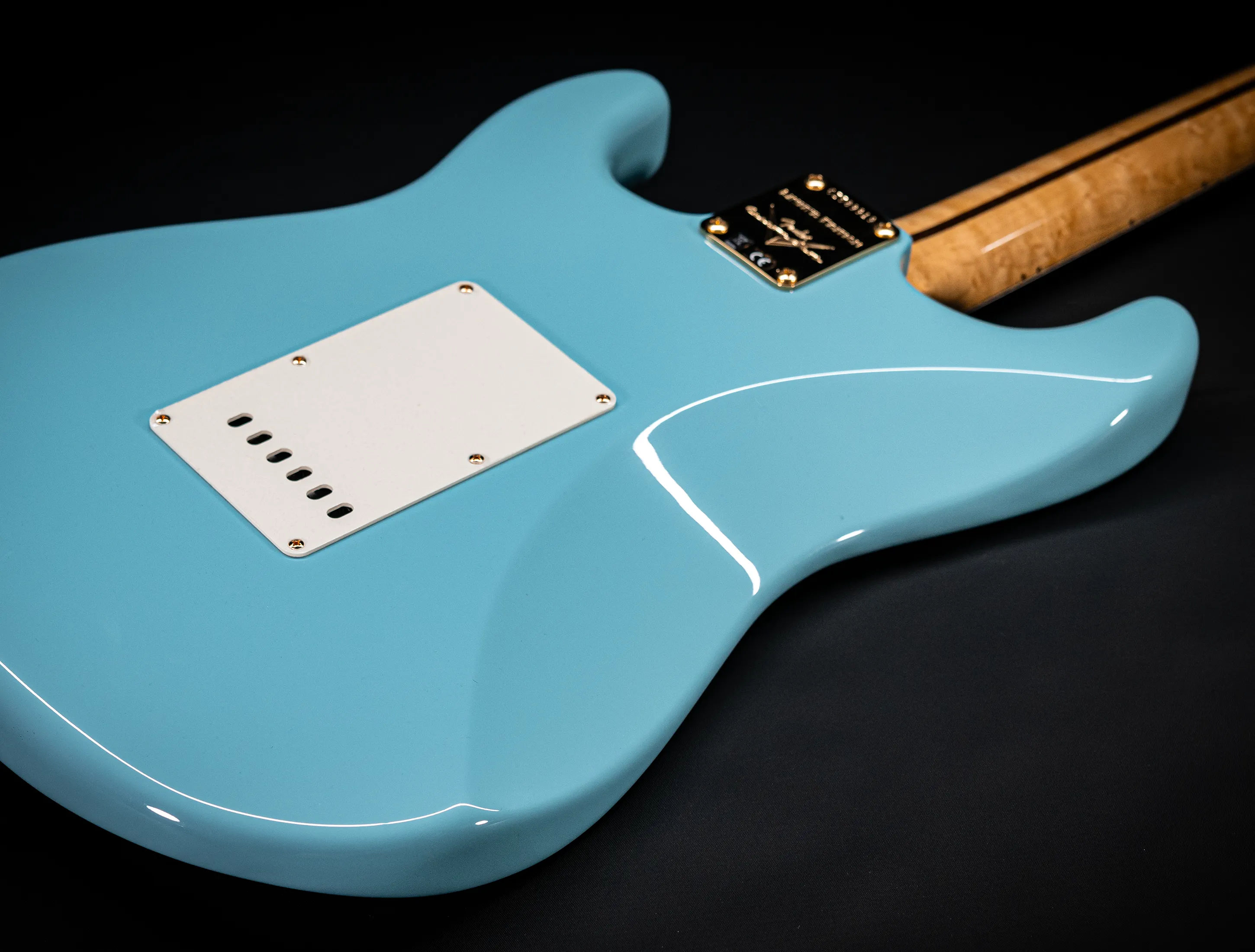 Fender 1959 Limited Stratocaster NOS Birdseye Neck Gold Hardware - Daphne Blue