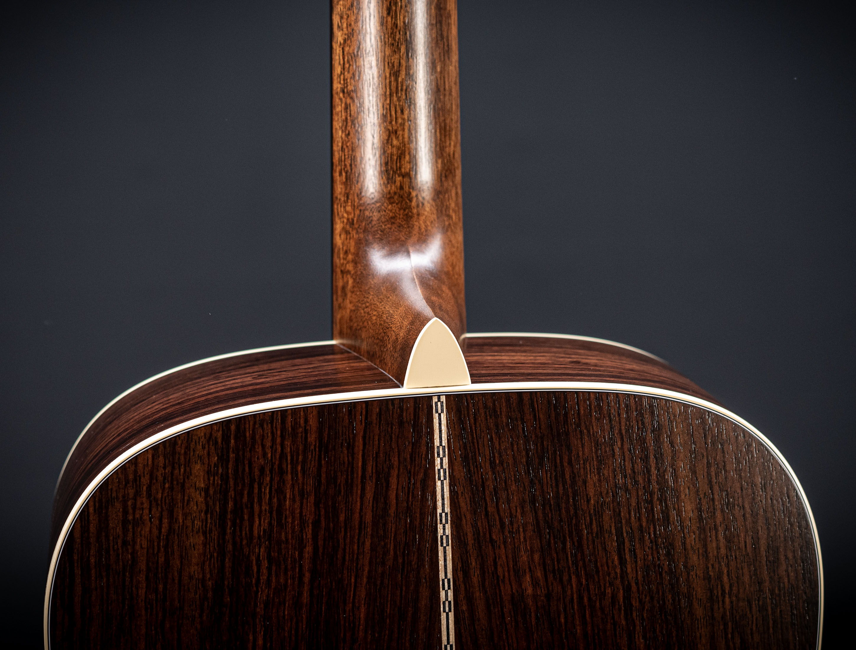 Show gallery (26 images) a153405-Martin-D-28-StreetLegend-musikhaus-hermann