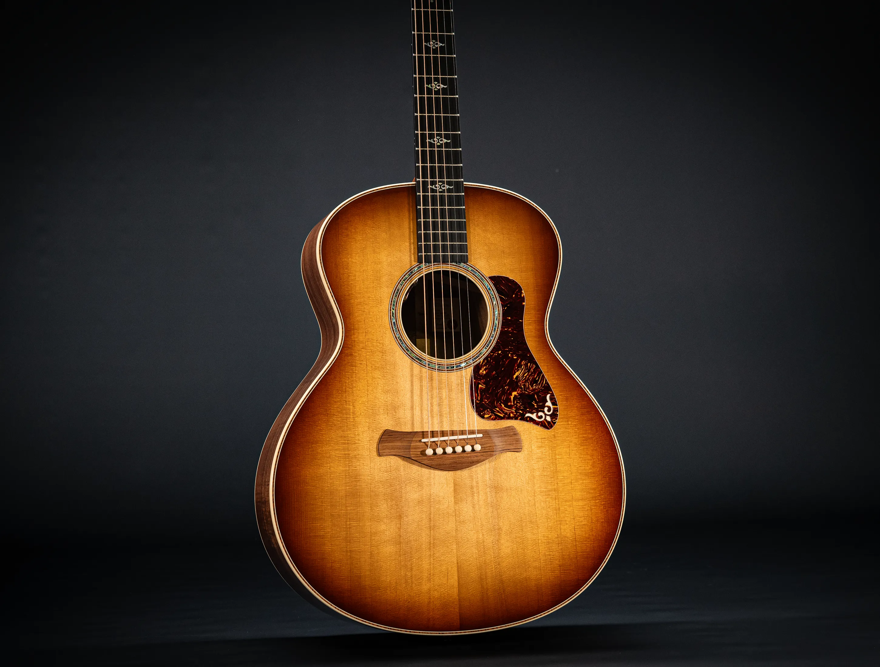 a172079 Taylor Gold Label 814e Koa Sunburst Top - Musikhaus Hermann