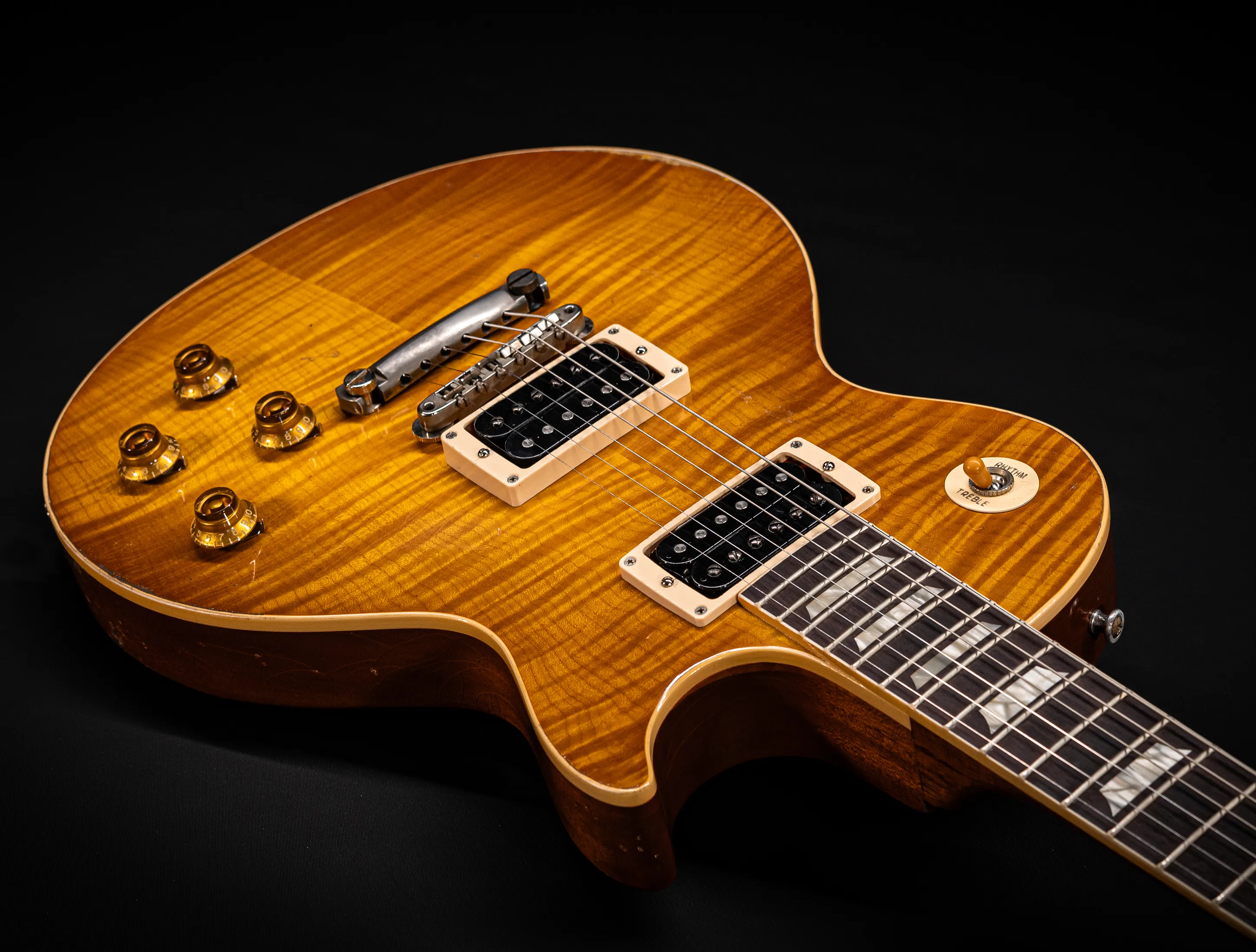 Show gallery (36 images) a163135 Gibson Les Paul 1959 Double Black Murphy LAB R9 Authentic Heavy Aged - Butterscotch