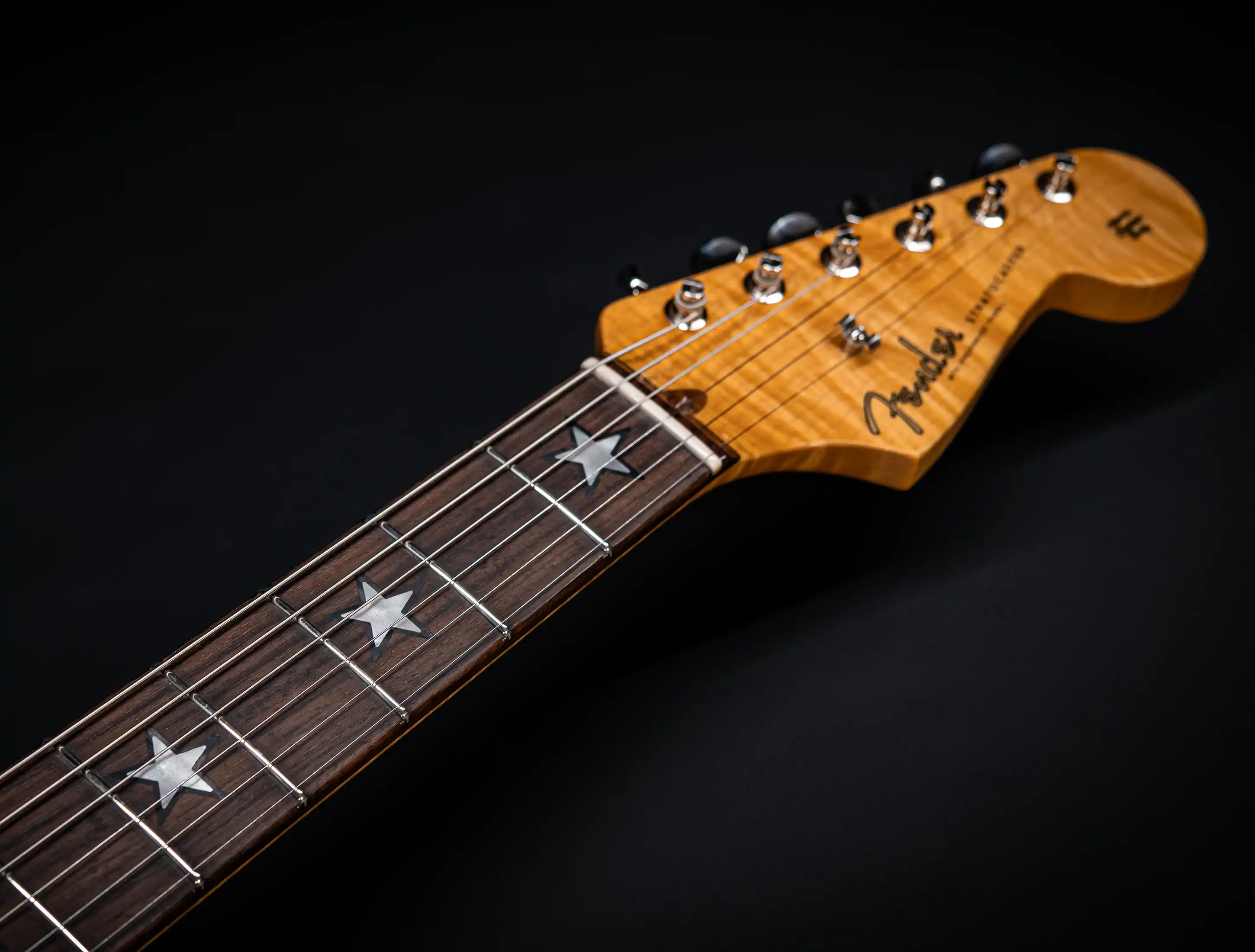 a154618 Fender-MBD-Limited-60s-STARS-Stratocaster-NOS-flame-Neck-Sunburst