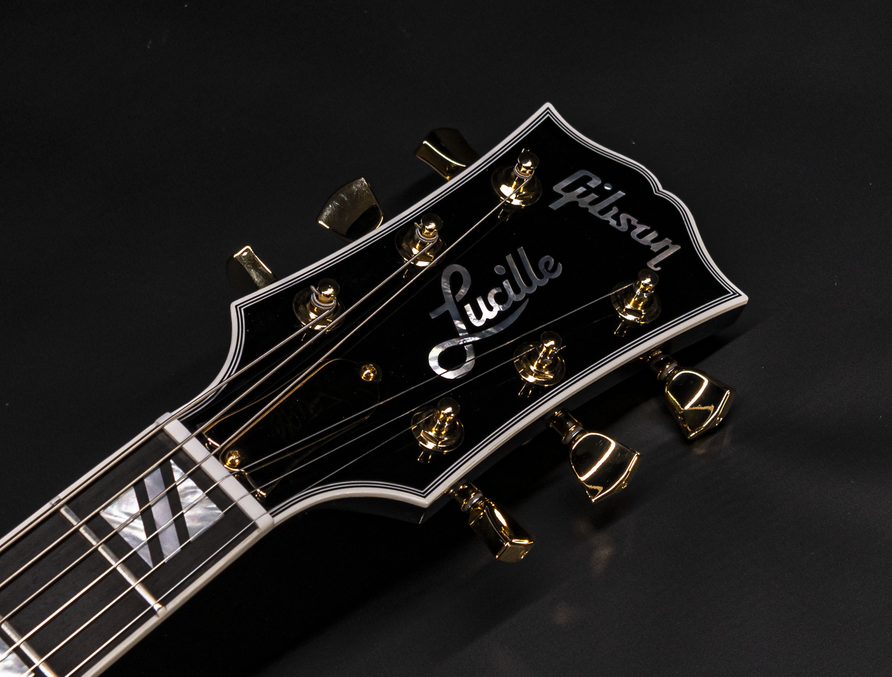Show gallery (17 images) a10-9247-gibson-bb-king-lucille-transparent-ebony