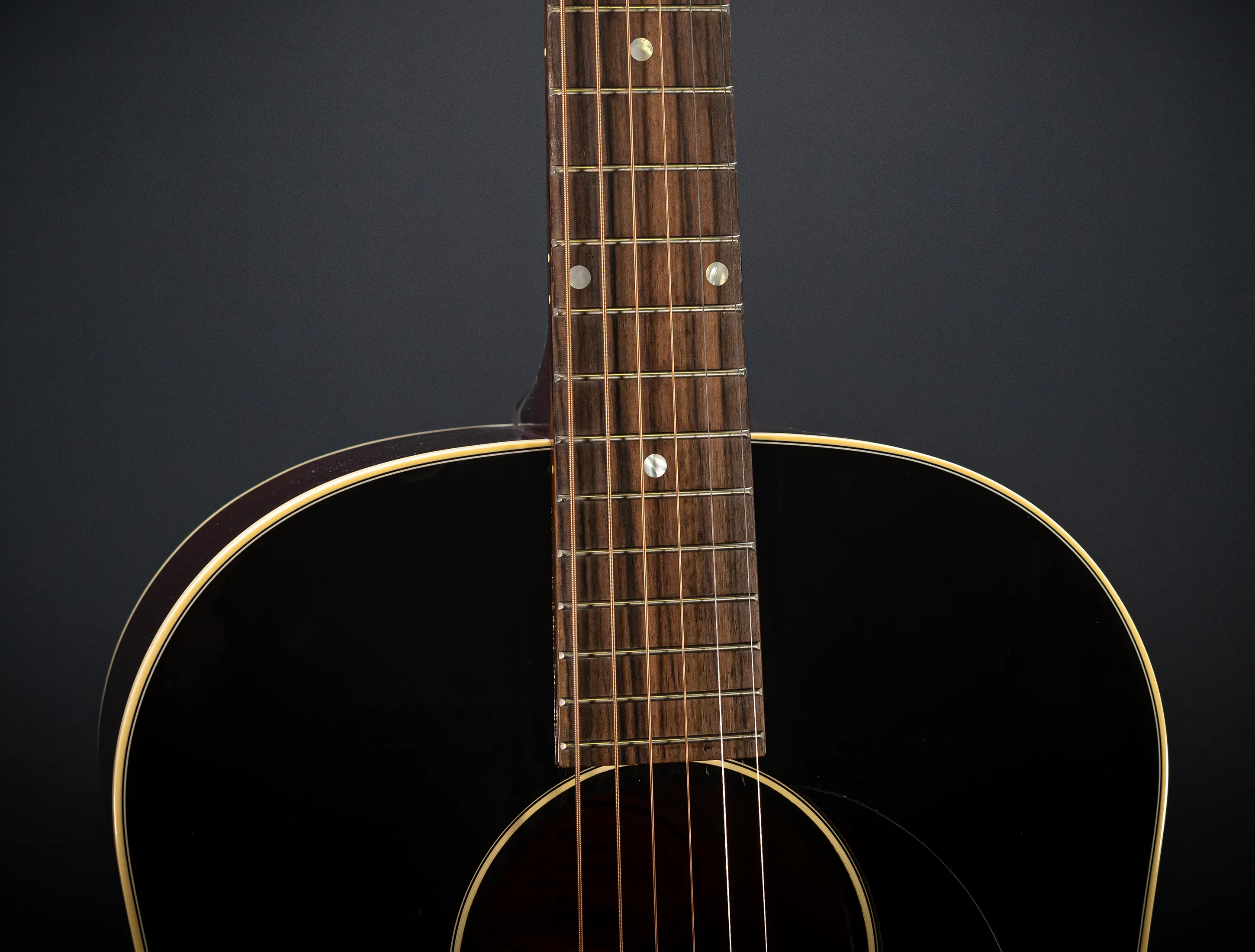 Galerie anzeigen (33 Bilder) a174917-Gibson-J-45-EARLY-50`s-Golden-Era-Custom-Shop-Adirondack-Vintage-Sunburst-