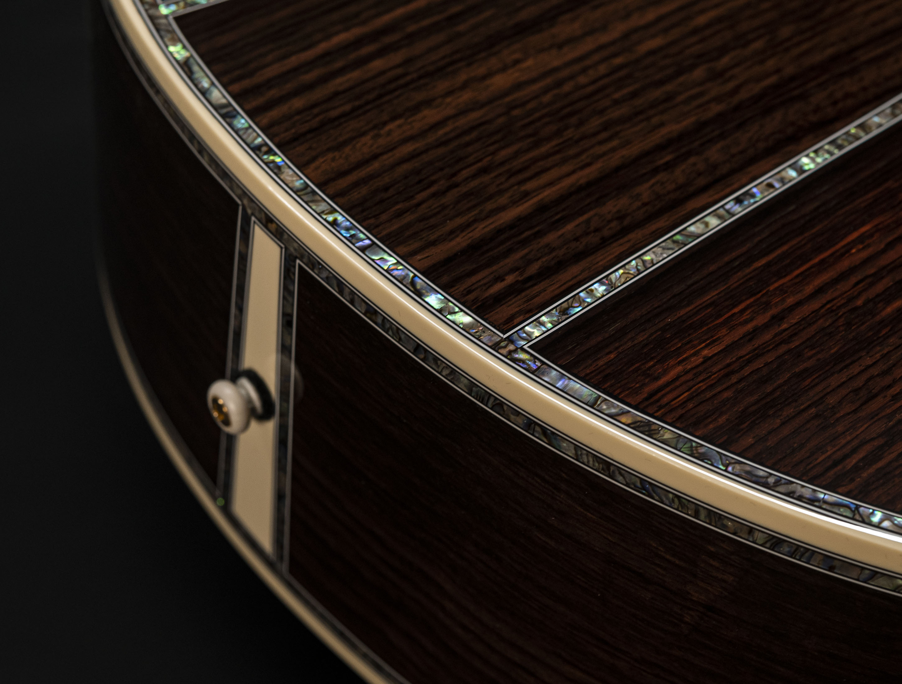 a142786_Gibson-SJ-200-Monarch-Mastershop-Rosewood-Triple-Sunburst a142786 gibson-sj-200-monarch-mastershop-rosewood-triple-sunburst