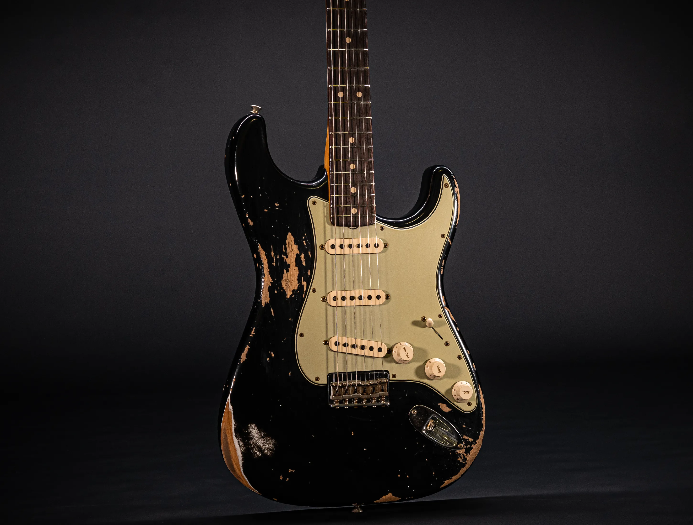 a172987Fender MBD Limited 1963 Hardtail Stratocaster Heavy Relic - Black Muikhaus-Hermann