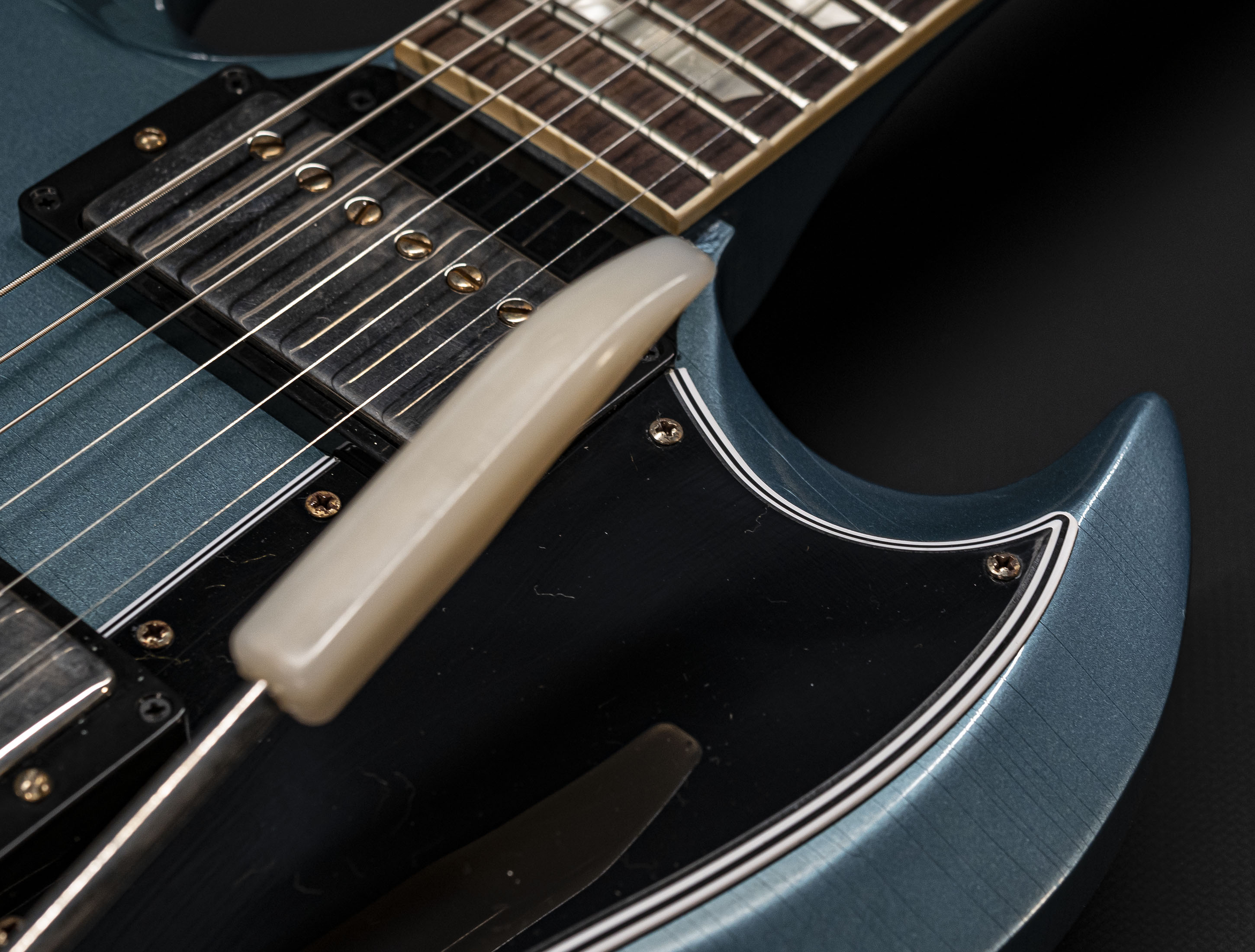 Galerie anzeigen (26 Bilder) a120183-gibson-sg-1964-standard-maestro-vibrola-murphy-lab-ultra-light-aged-pelham-blue