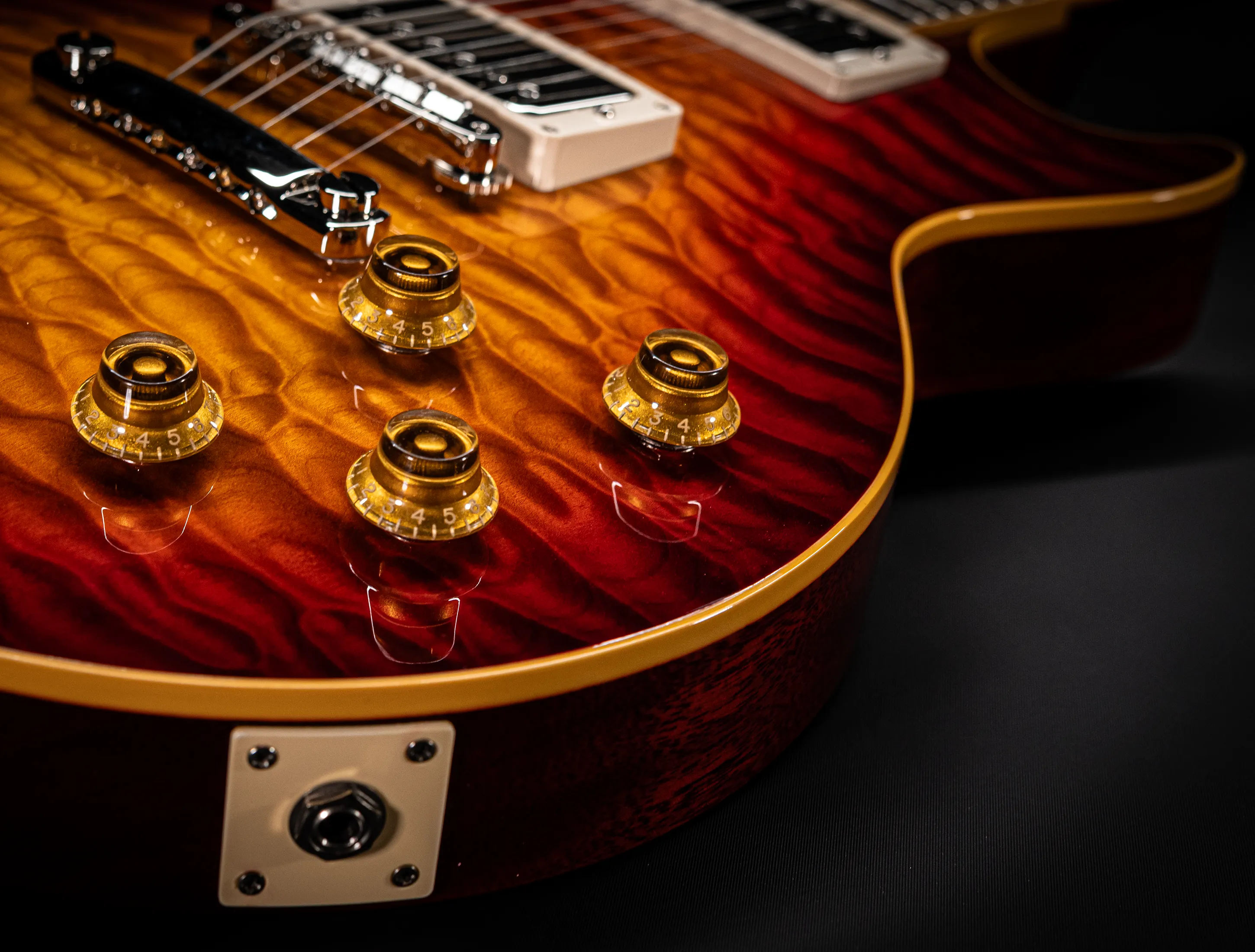 Gibson Les Paul 1959 Reissue MASTER GRADE 5A-Quilt Maple Top - GLOSS "Factory Special"