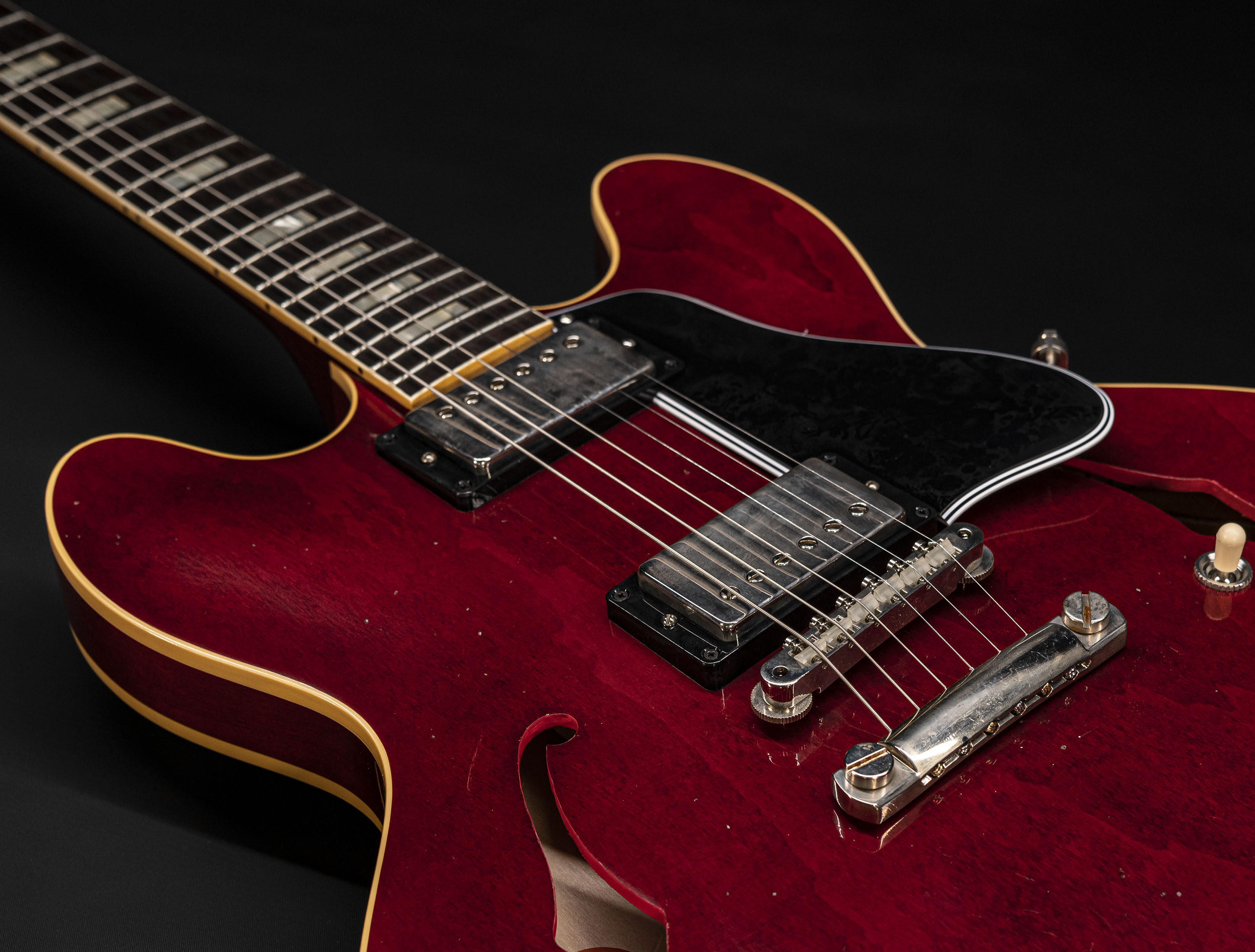 a134667_Gibson-ES-335-1964-Murphy-Lab-Ultra-Light-Aged-Sixties-Cherry a134667 gibson-es-335-1964-murphy-lab-ultra-light-aged-sixties-cherry