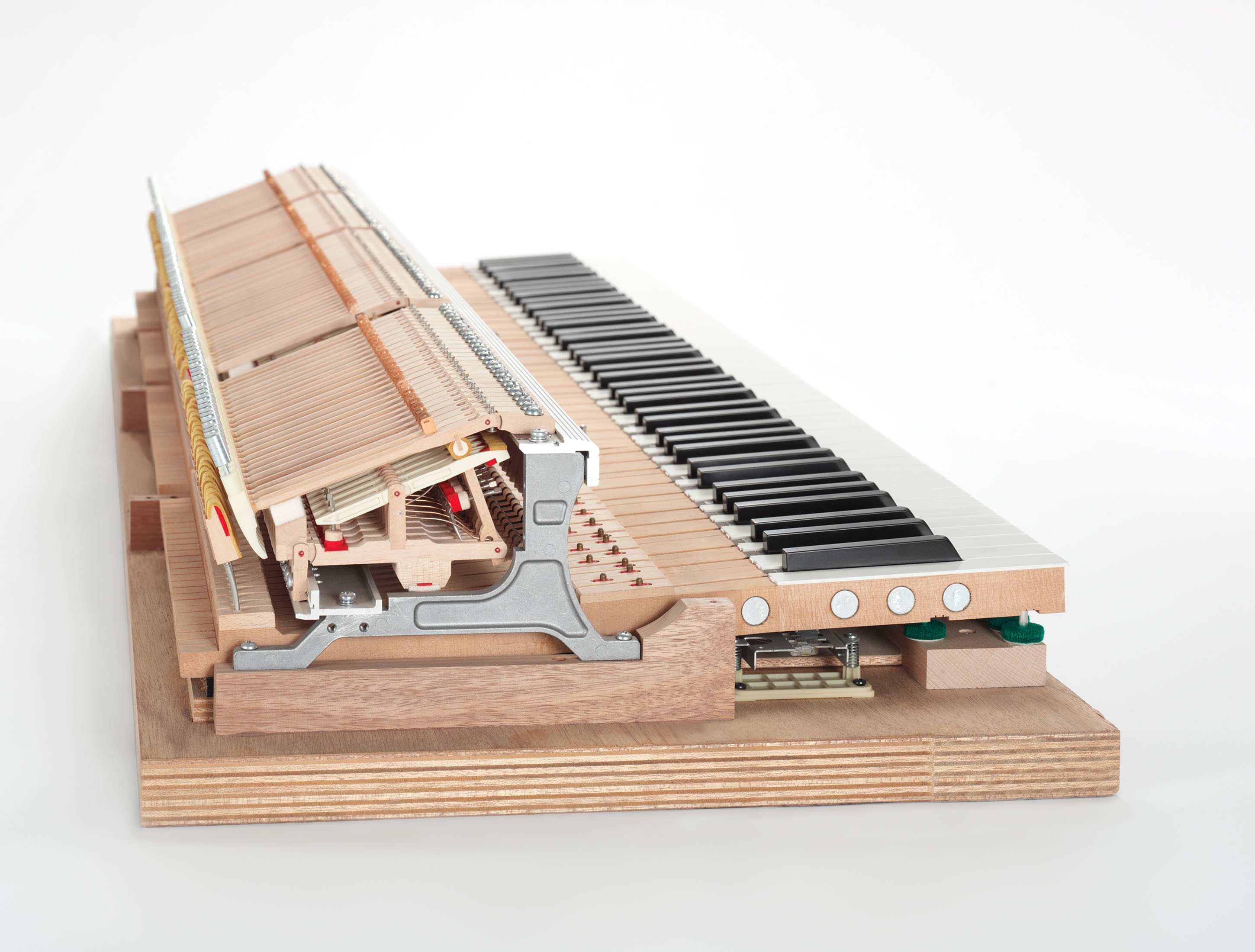 Show gallery (17 images) yamahan3x013