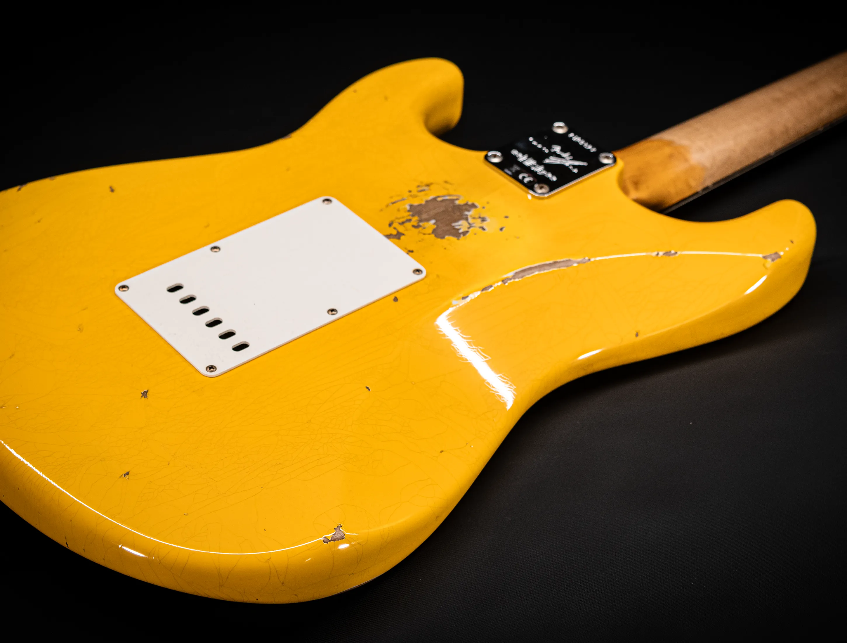 Fender MBD 1963 Stratocaster Between Relic & Heavy Relic - Aged Graffity Yellow