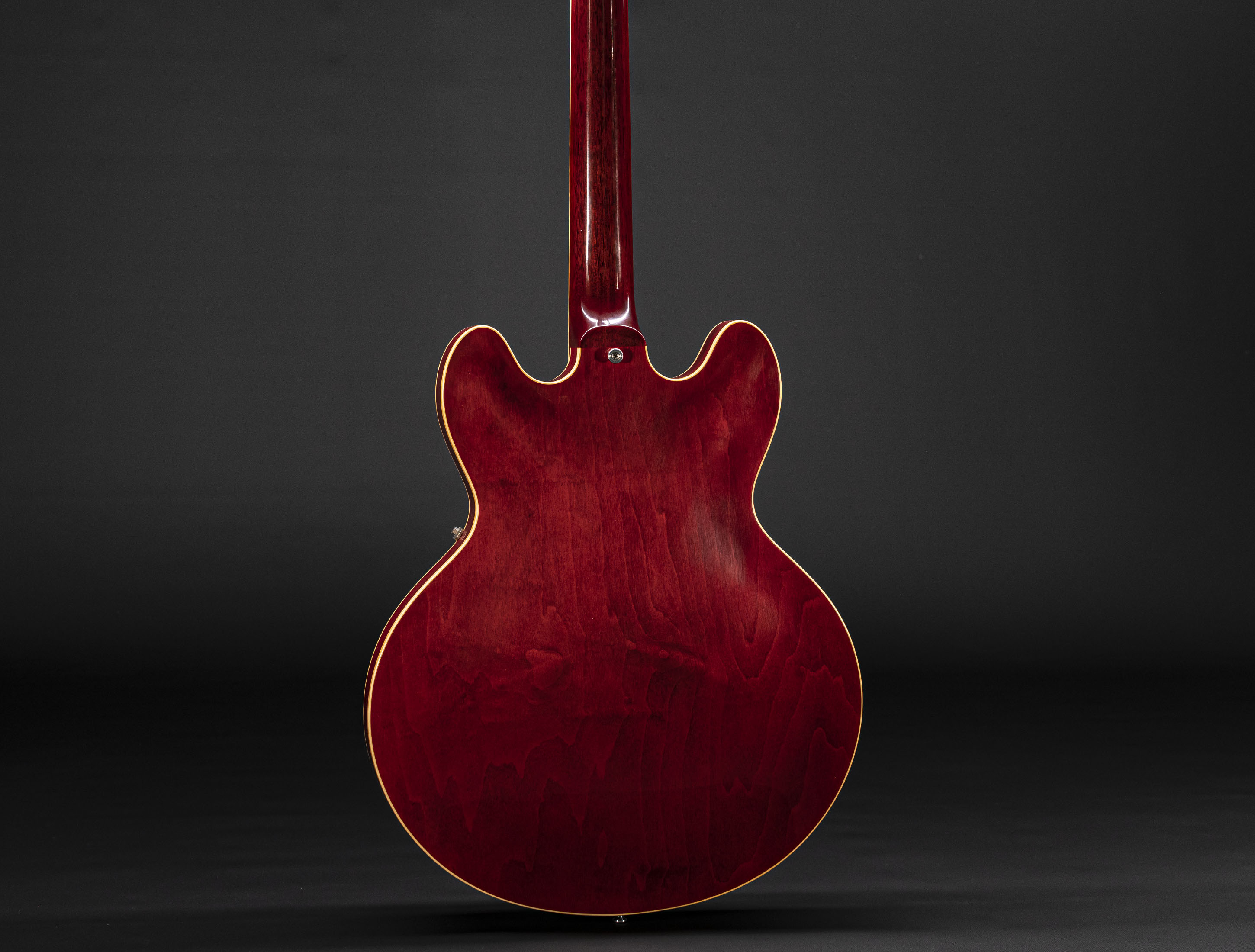 a128345_Gibson-ES-335-1964-Custom-Shop-Historic-Reissue-VOS-Sixties-Cherry a128345 gibson-es-335-1964-custom-shop-historic-reissue-vos-sixties-cherry