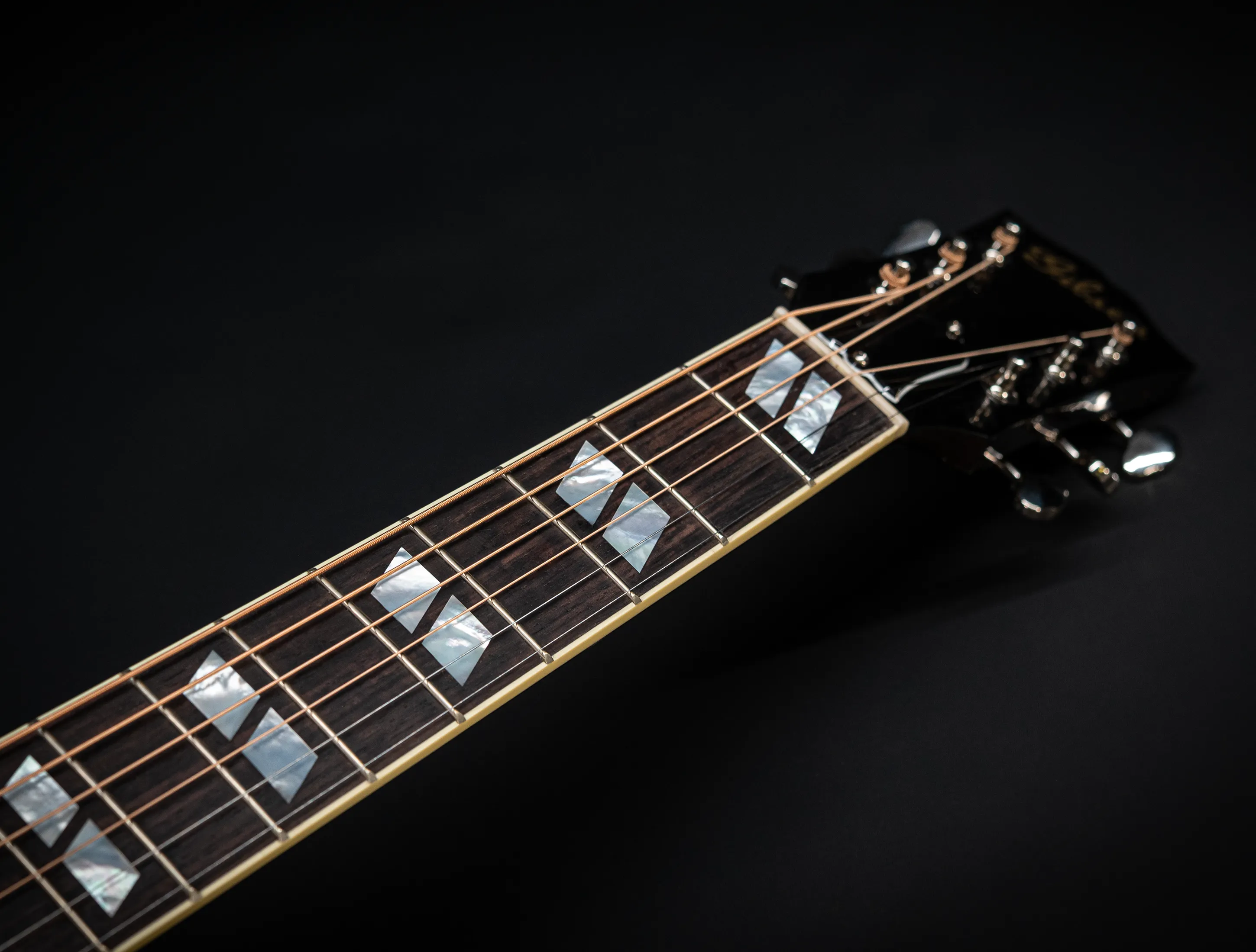 Show gallery (33 images) a174866-Gibson-Southern-Jumbo-EARLY-40s-Golden-Era-Custom-Shop-Adirondack-Vintage-Sunburst-