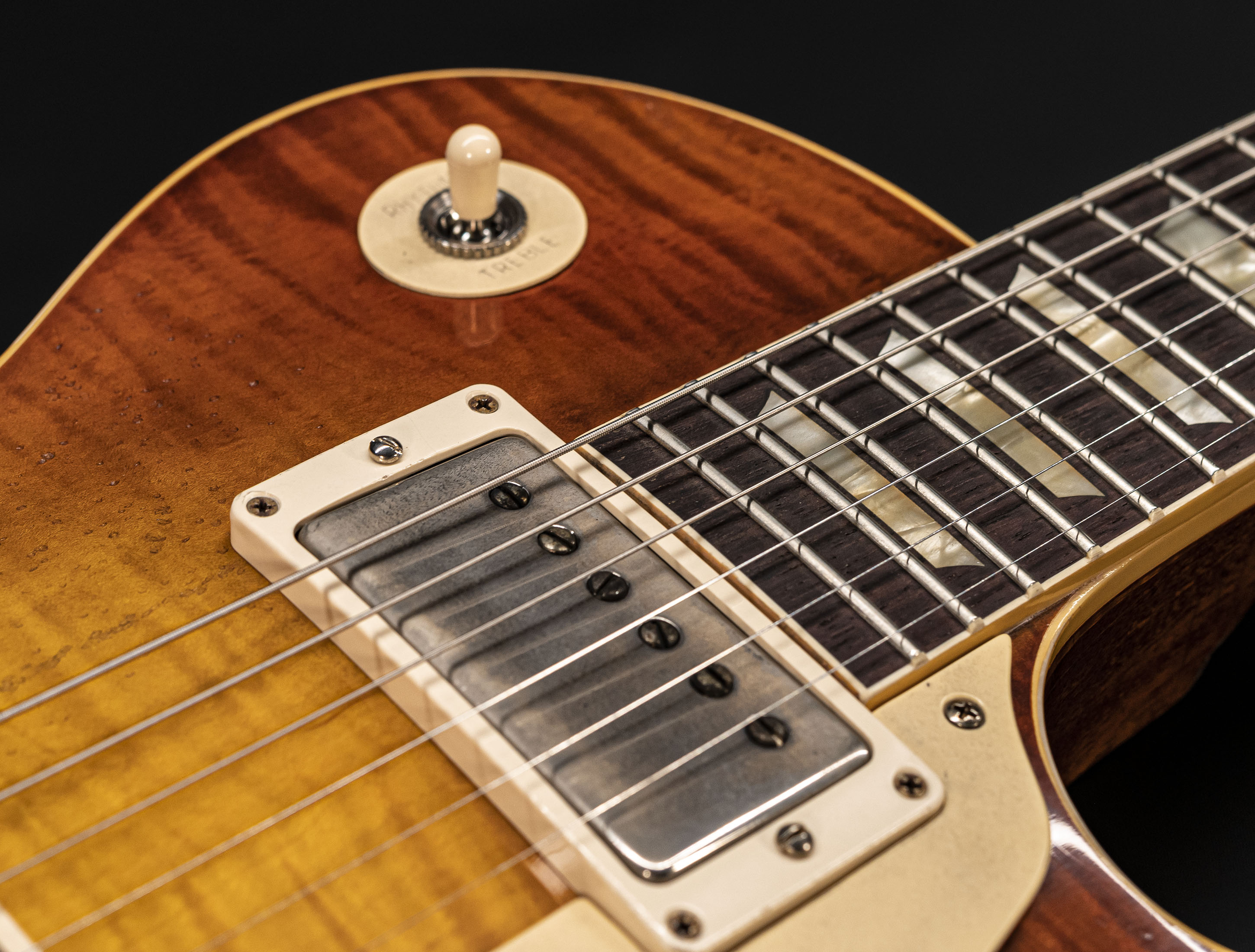 a138818-Gibson-Les-Paul-1959-The-Burst-Tom-Murphy-Painted-TM-R9-Ultra-Heavy-Aged-Murphys-Tea-931783 a138818-gibson-les-paul-1959-the-burst-tom-murphy-painted-tm-r9-ultra-heavy-aged-murphys-tea-931783