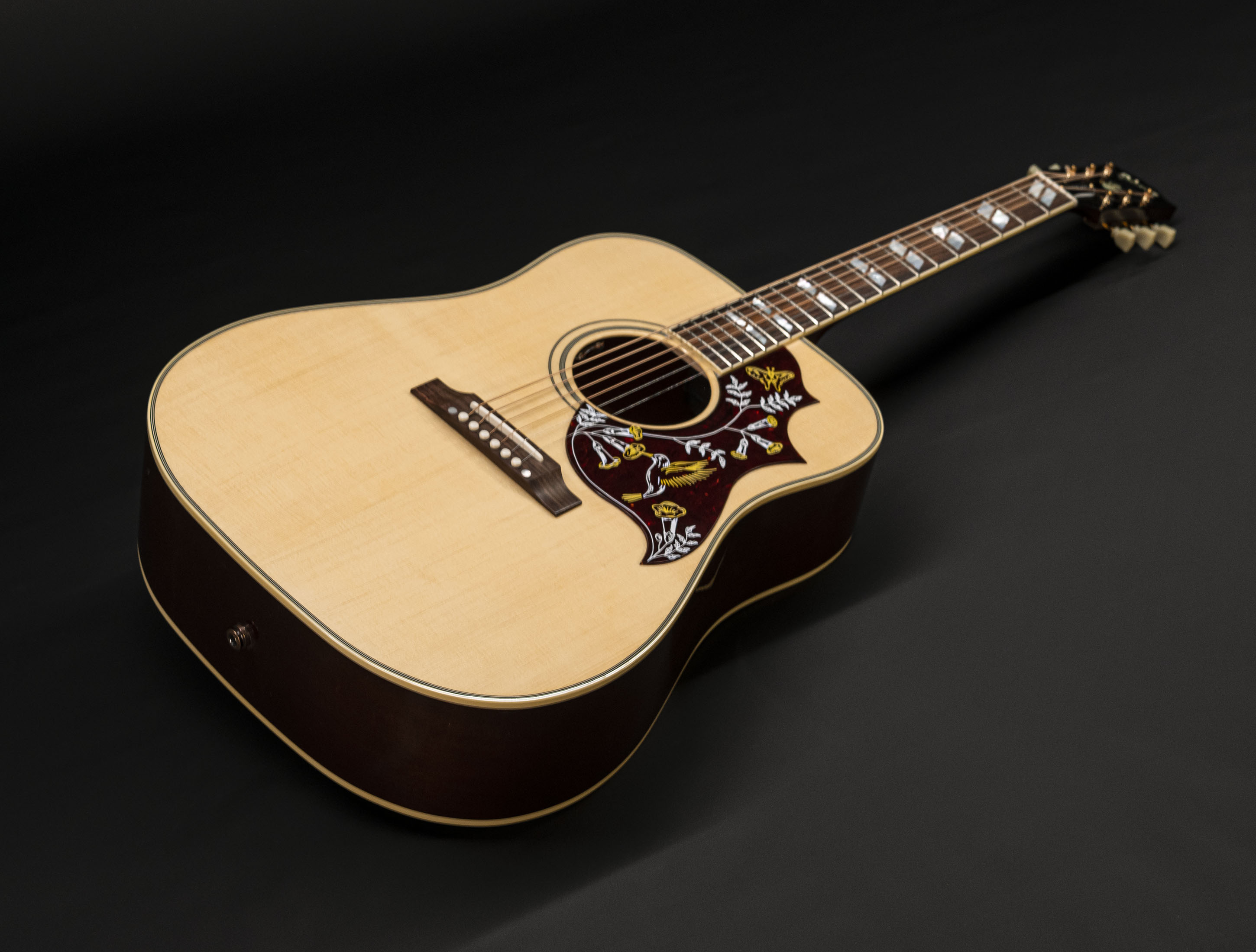 a128037-Gibson-Hummingbird-Original-Antique-Natural a128037-gibson-hummingbird-original-antique-natural