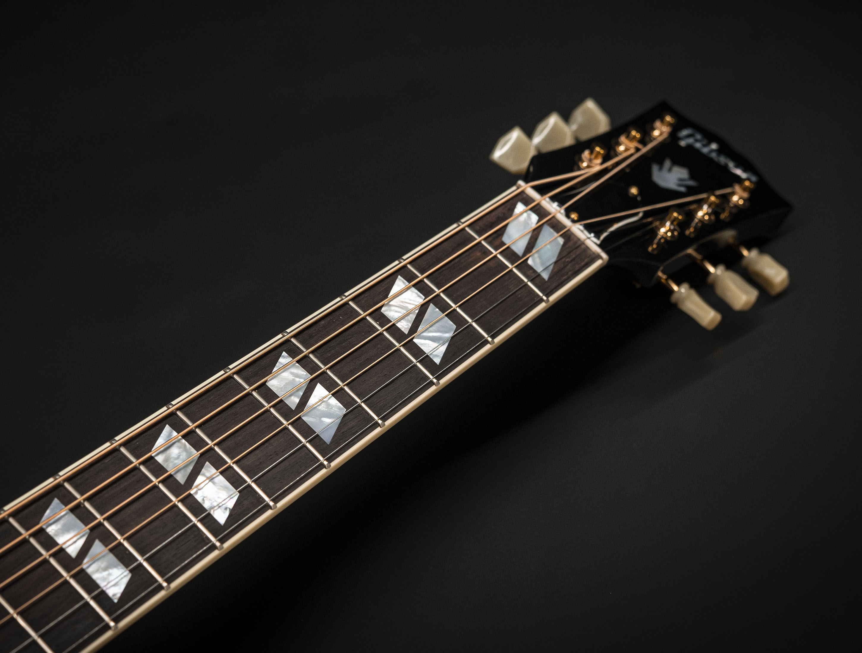 Show gallery (24 images) a137964-gibson-miranda-lambert-bluebird-musikhaus-hermann