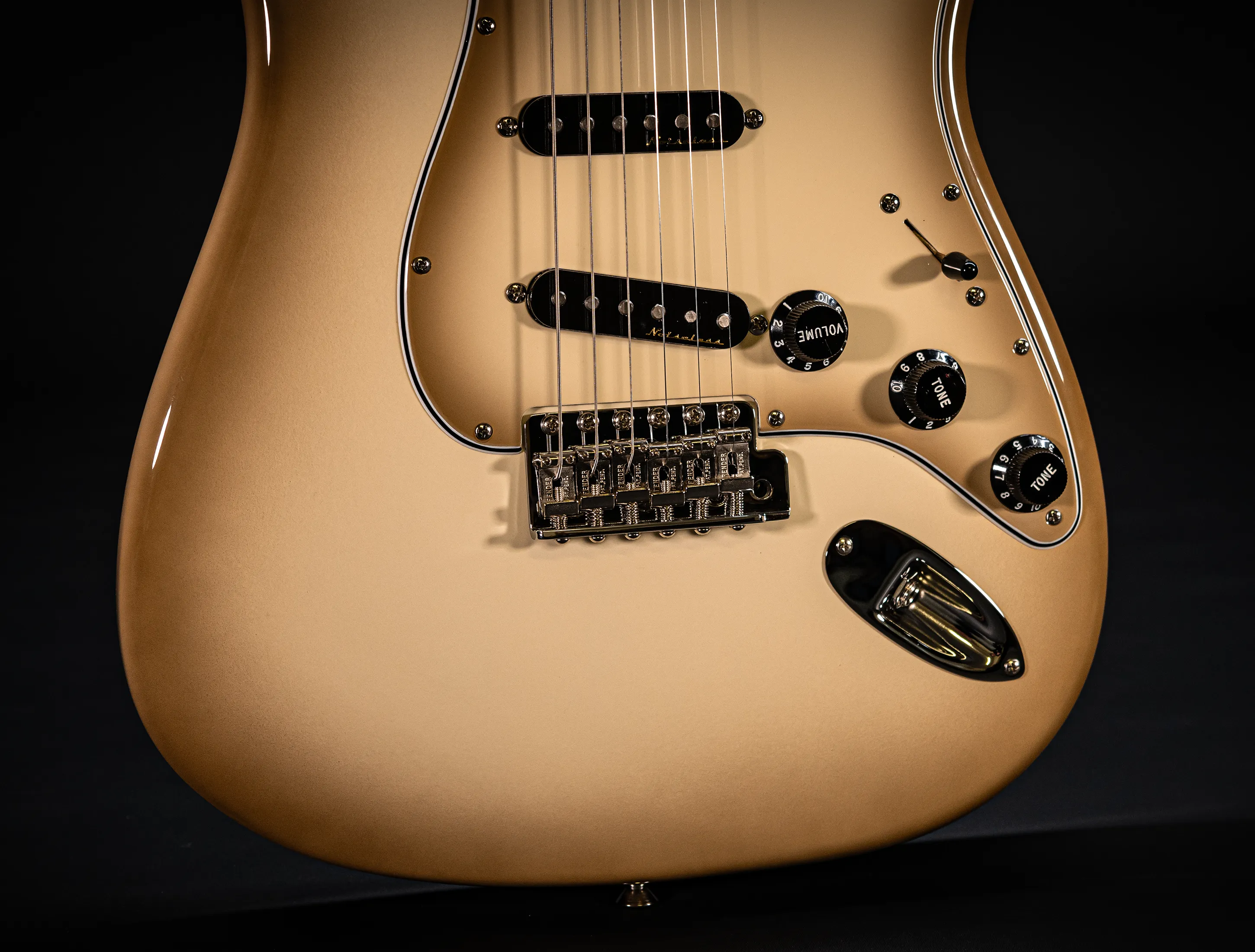 a174535-Fender-Masterbuilt-Todd-Krause-ANTIGUA-50`s-Stratocaster-NOS-